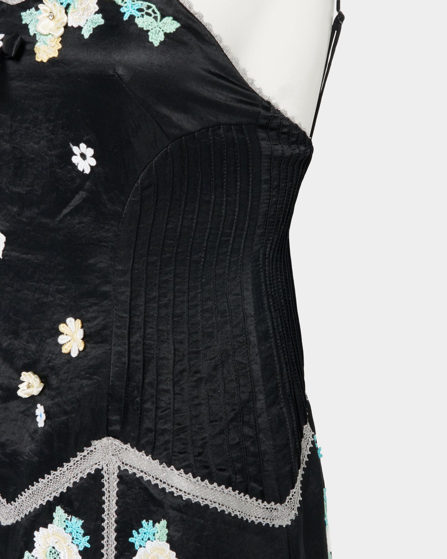 Silver lace floral dress【Delivery in March 2027】