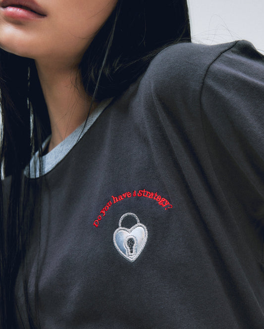 strategy T-shirt Black【stock】