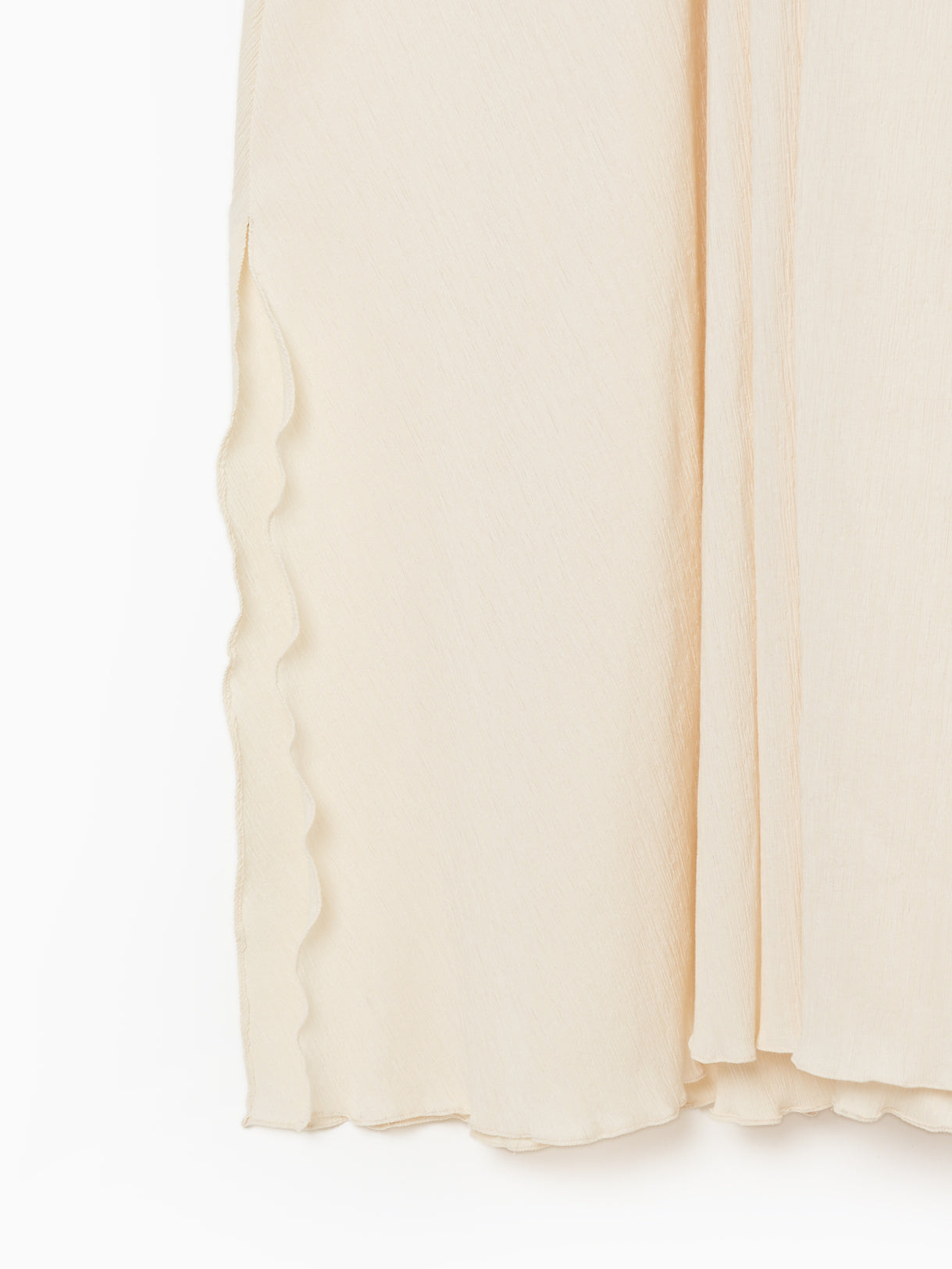 neck belted crepe dress【Delivery in April 2025】