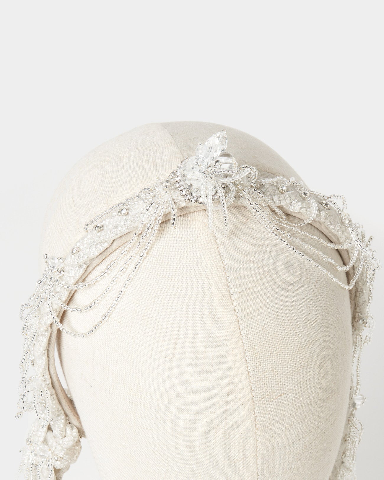 cloaked bijou braid head band【Delivery in November 2025】