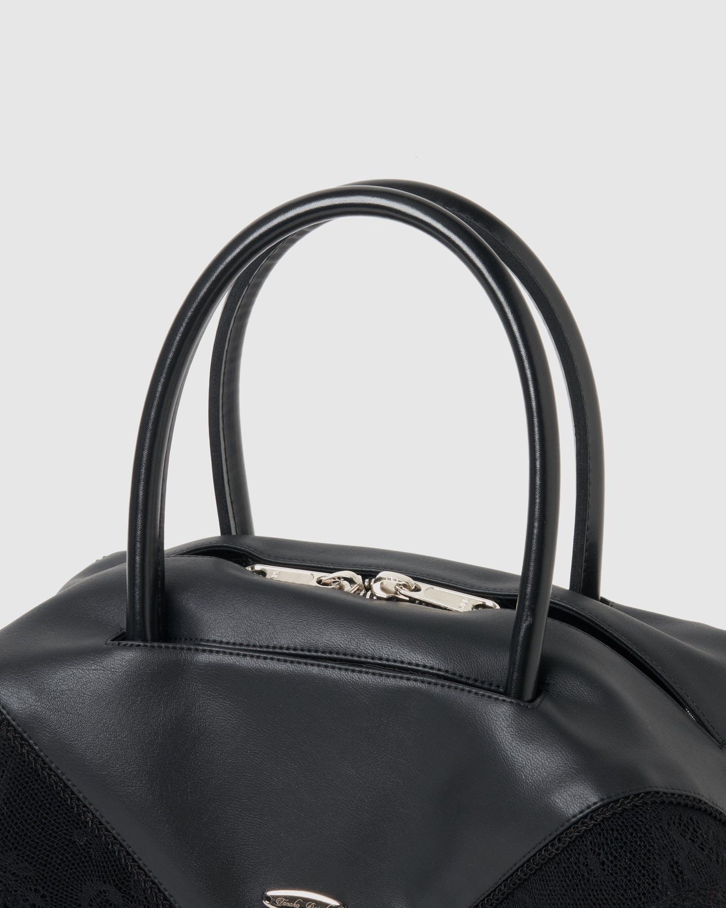Black faux leather handkerchief motif 【Delivery in August 2025】