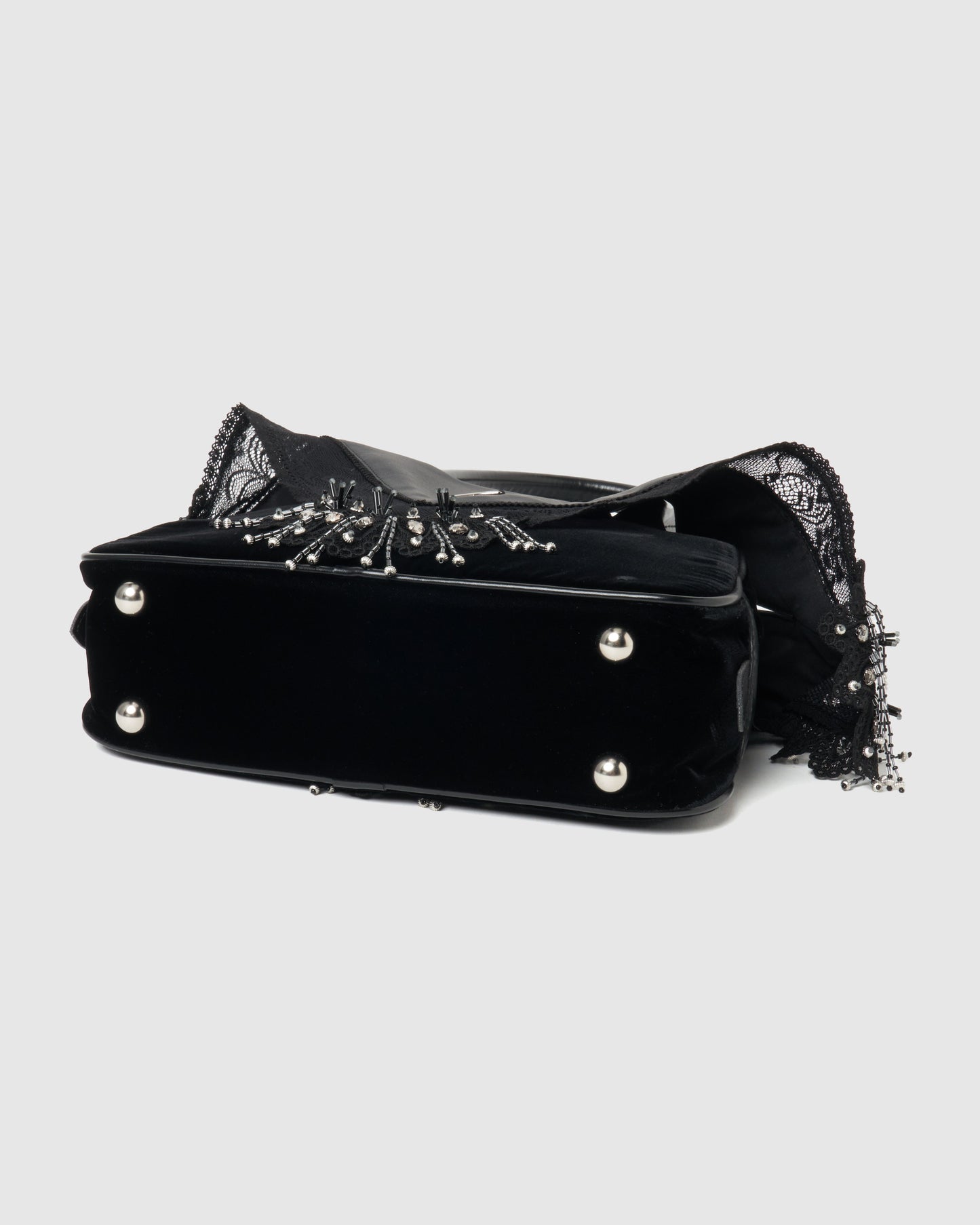 Black faux leather handkerchief motif 【Delivery in August 2025】