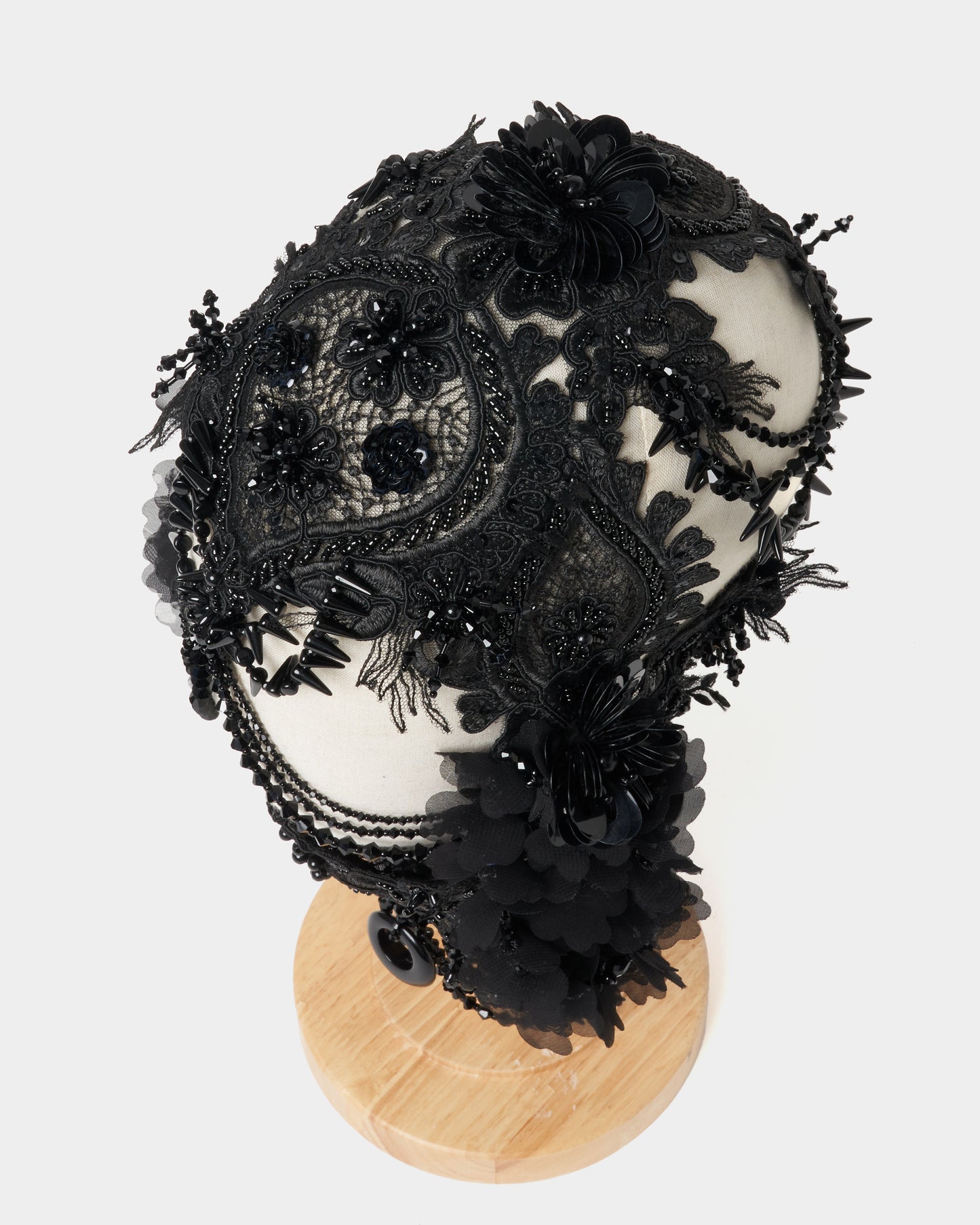 black lei beads head piece【Delivery in November 2025】