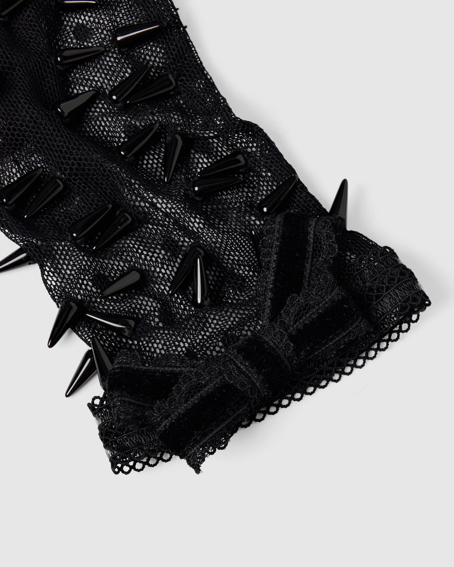 black thorn mesh gloves【Delivery in August 2025】