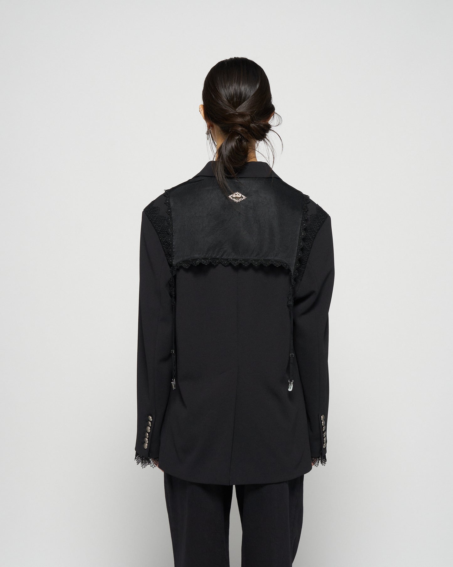 garter collar peaked lapel jacket Black【Delivery inJuly 2025】