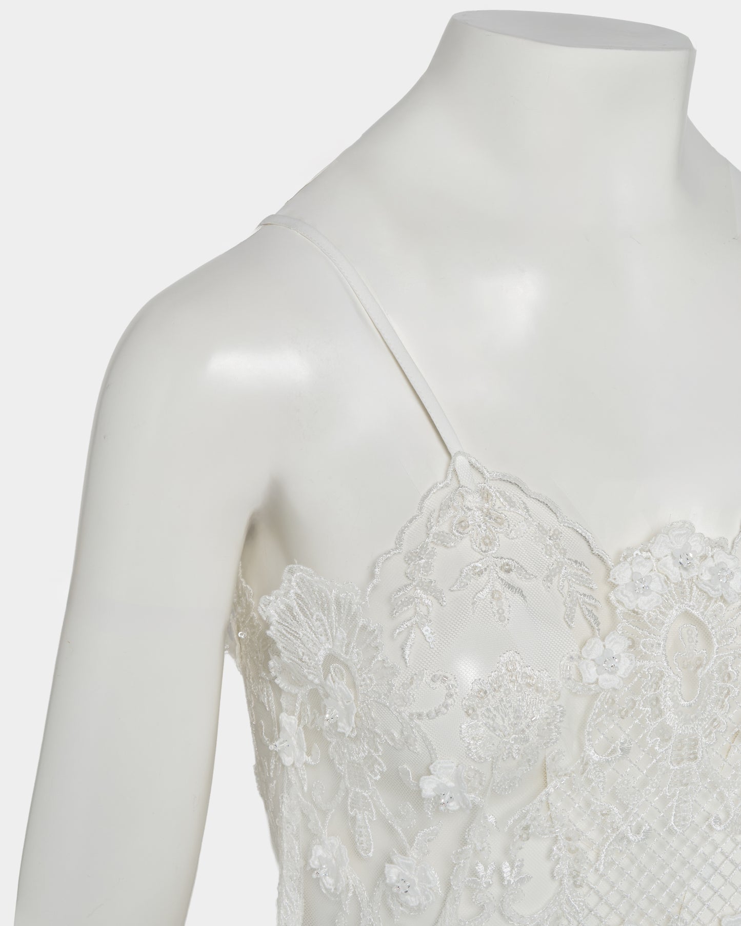 beads embroidery scallop dress【Delivery in March 2026】