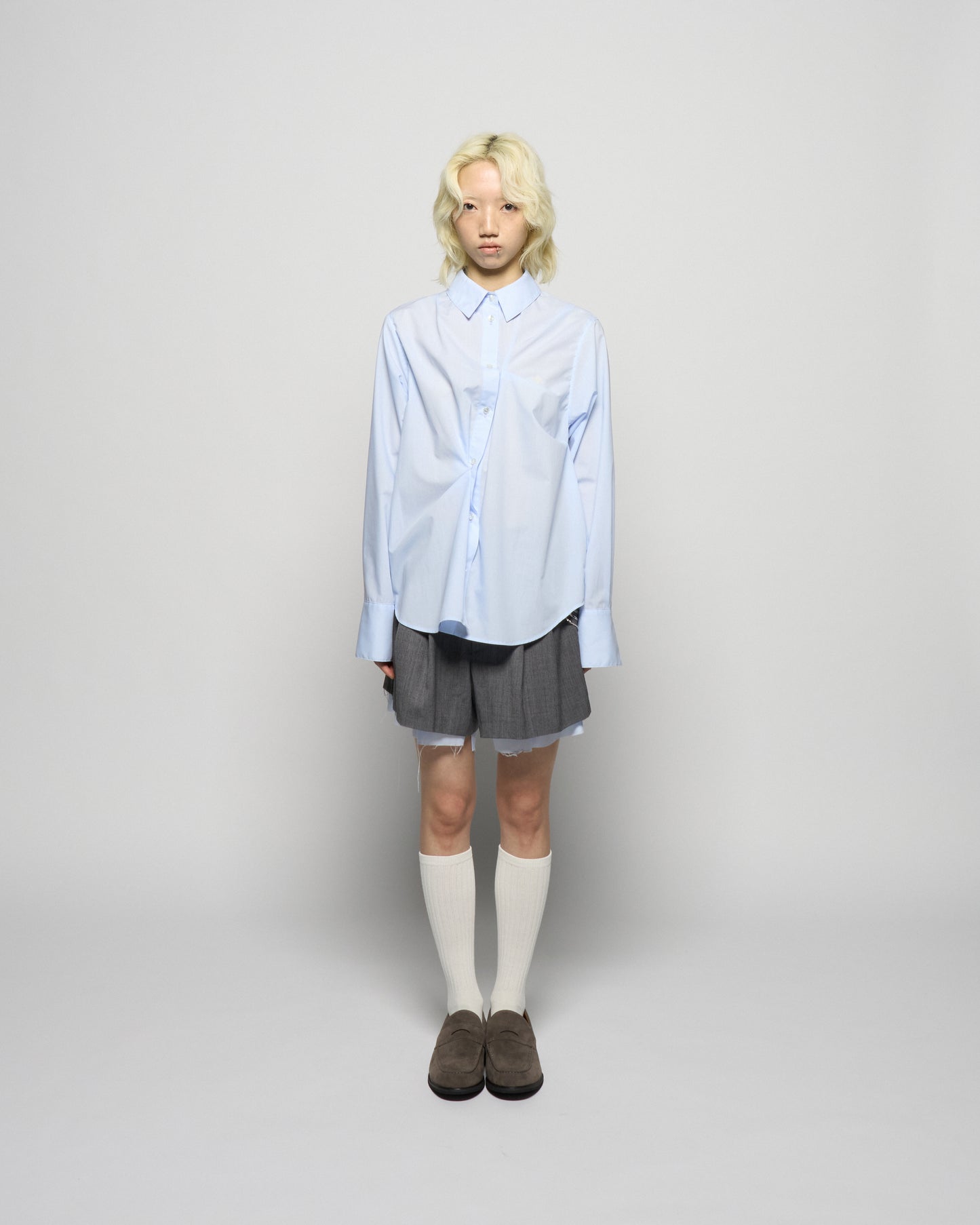 wave tuck lumen embroidery shirt Pale blue【Delivery in January 2026】