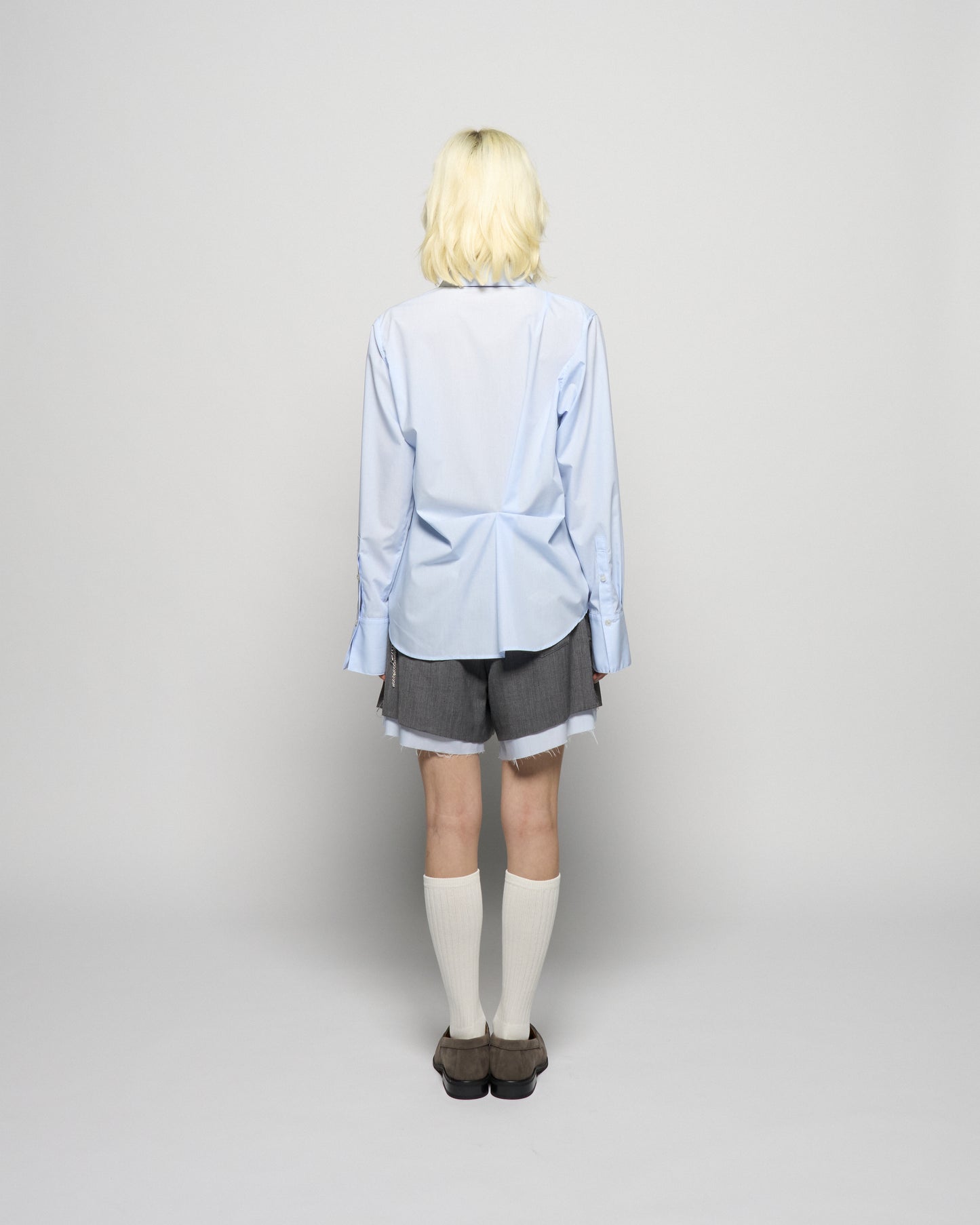 wave tuck lumen embroidery shirt Pale blue【Delivery in January 2026】