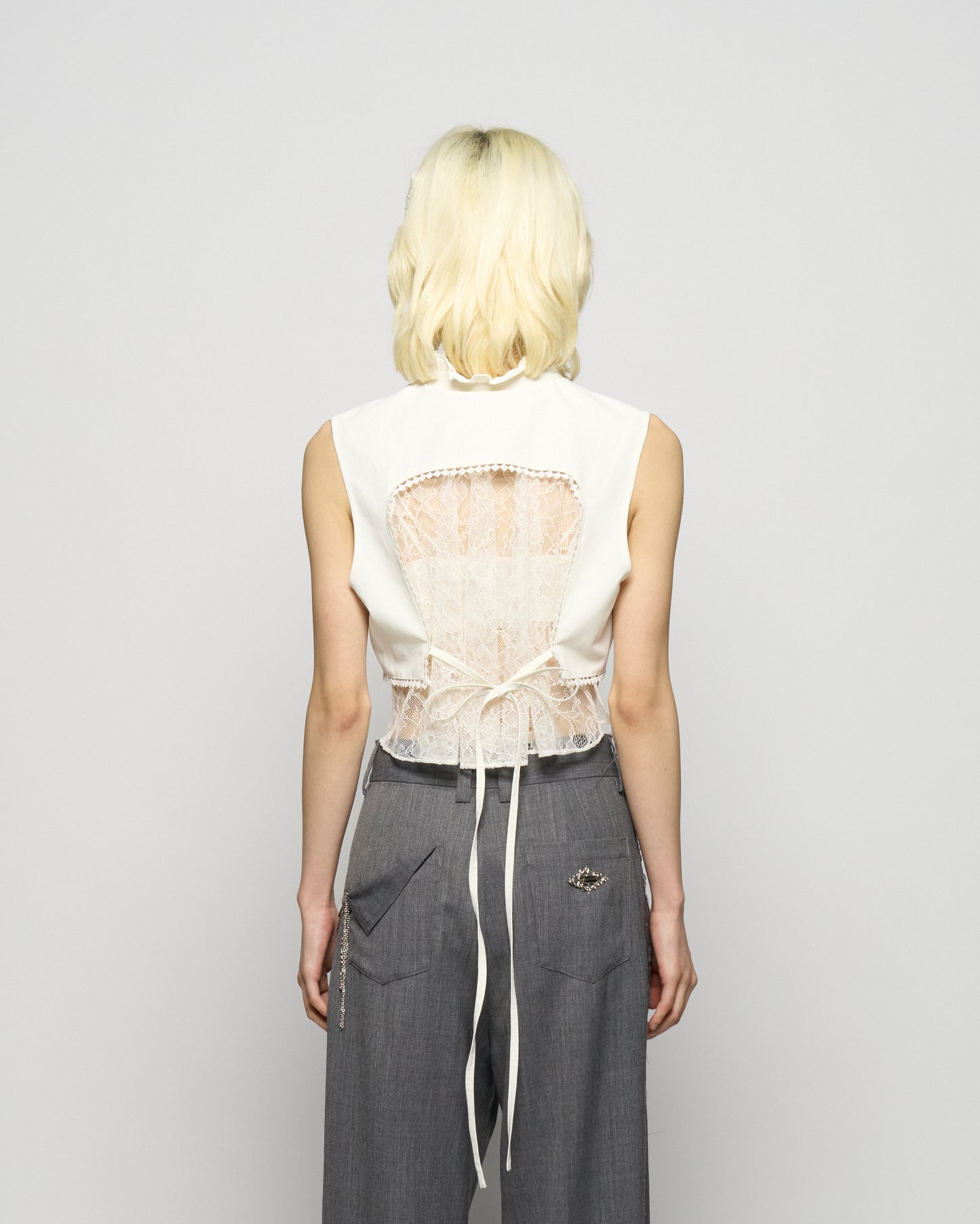 back lace curtain no sleeve blouse Off white【Delivery in January 2026】