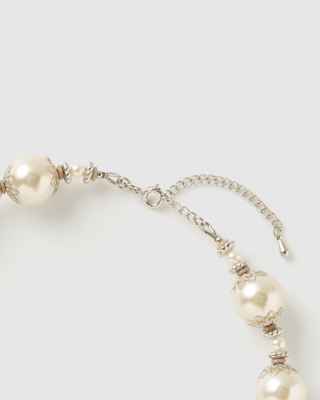 metal beads pearl necklace【Delivery in March 2026】