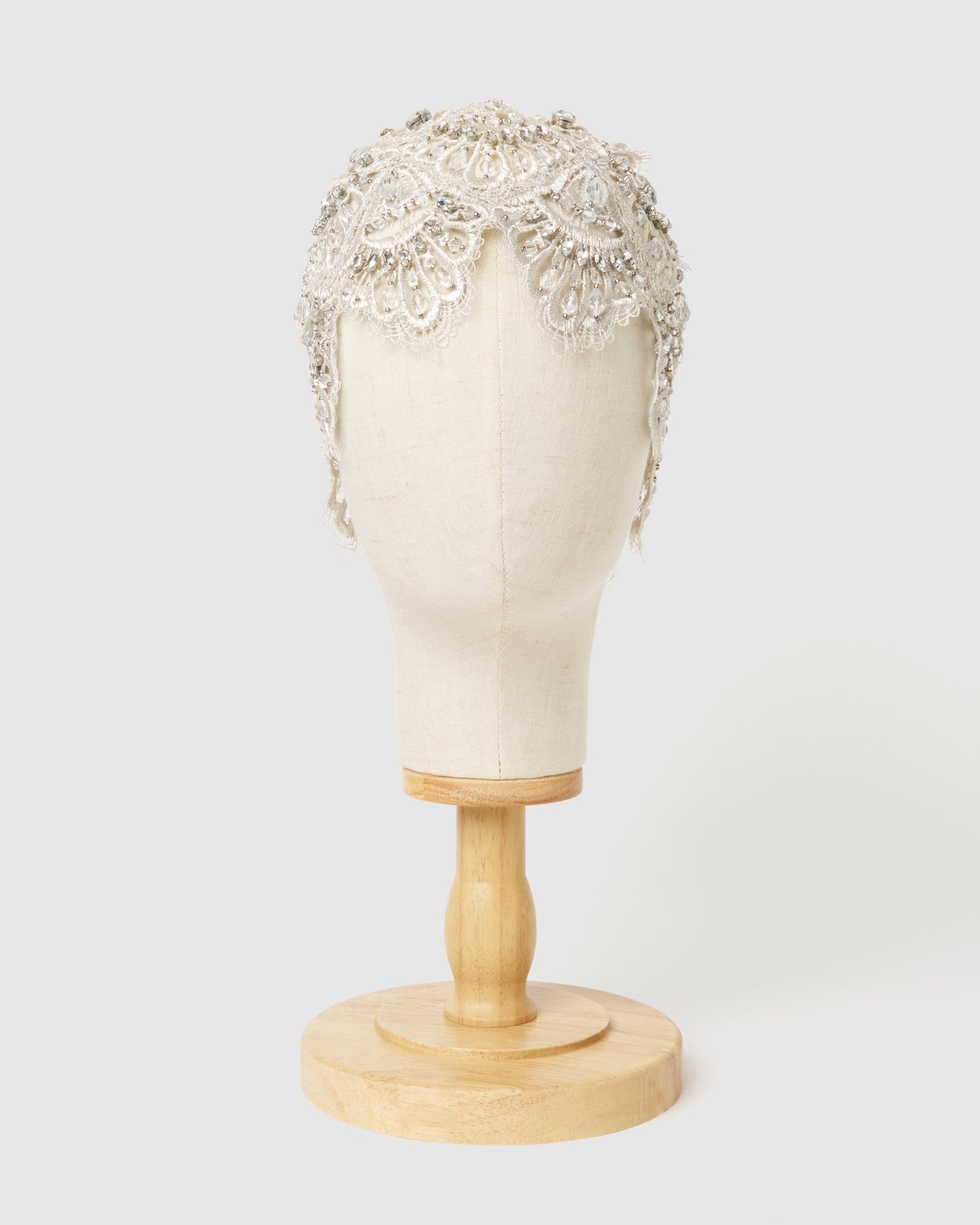 silver lace bijou head piece【Delivery in March 2026】