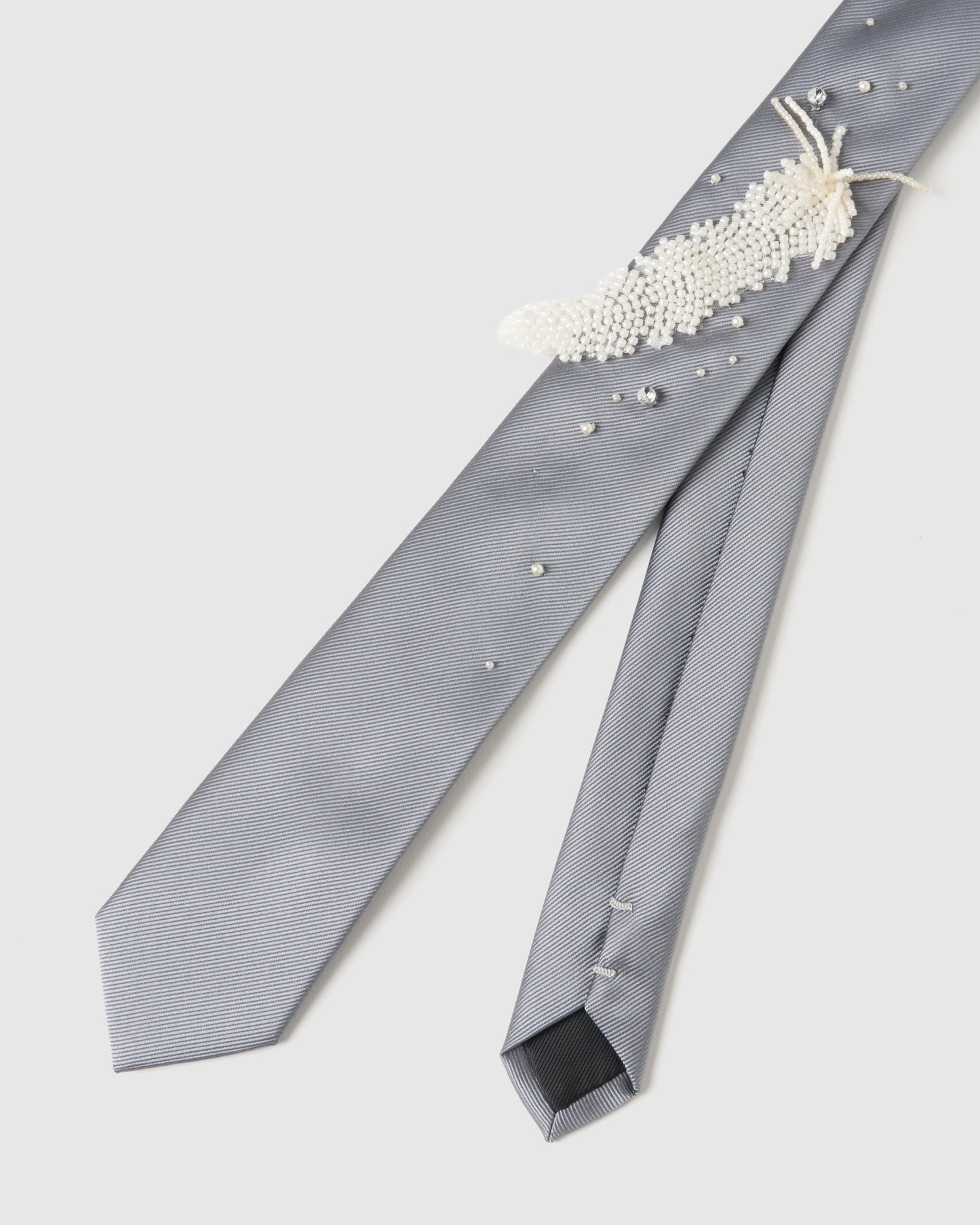 grand feather beads embroidery tie【Delivery in February 2026】