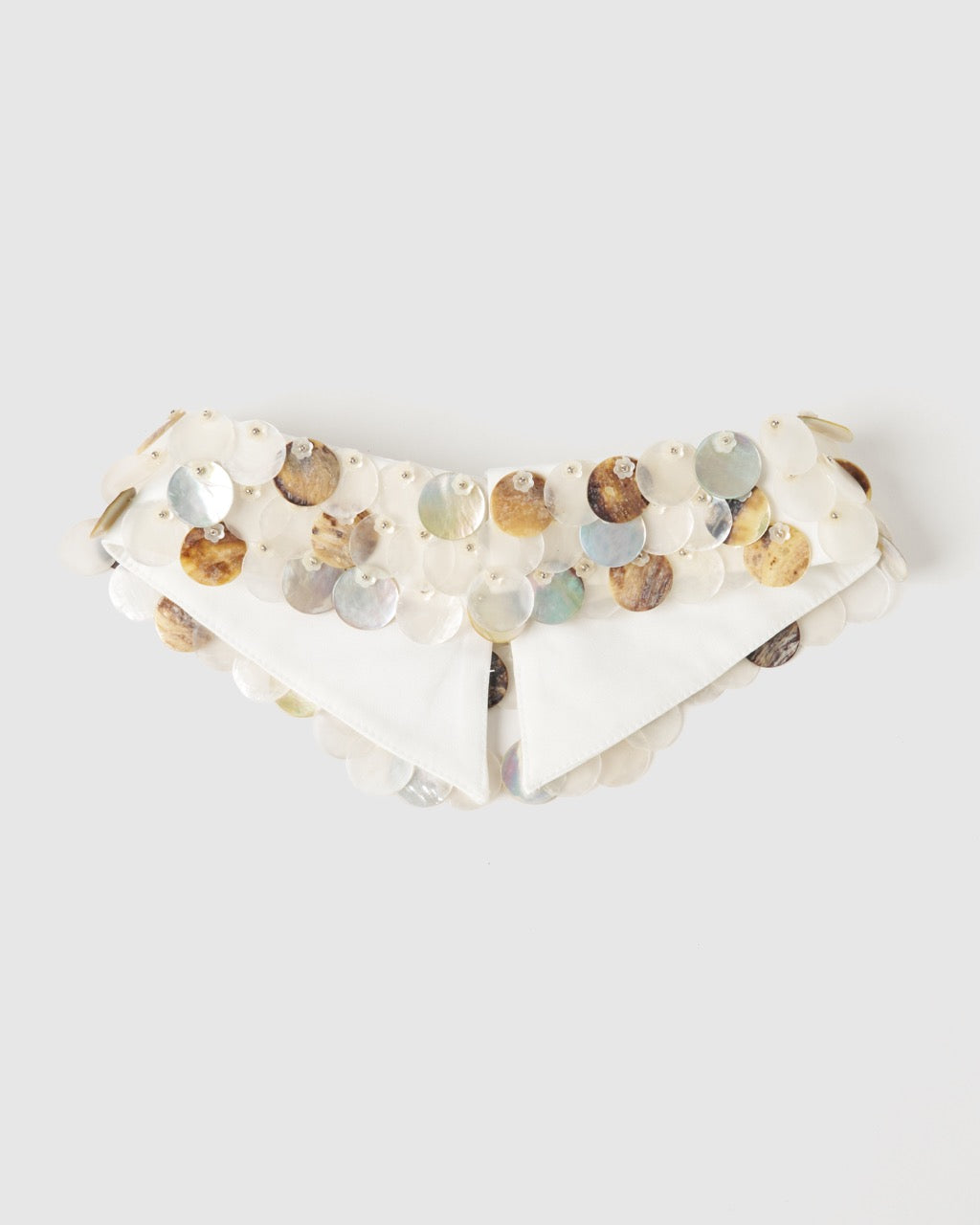mosaic shell collar【Delivery in March 2026】