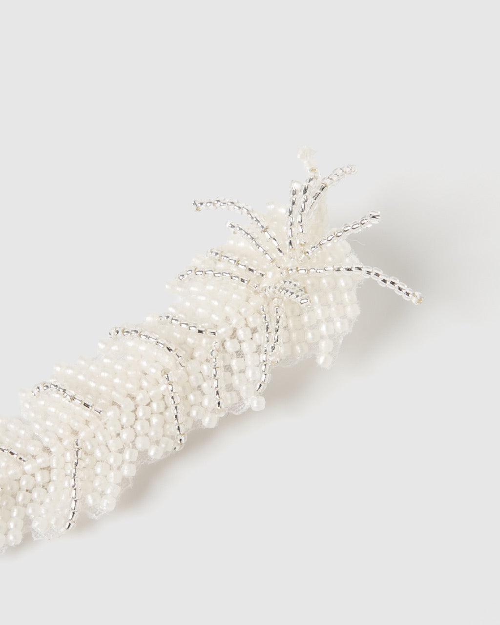 grand feather beads brooch clip【Delivery in February 2026】
