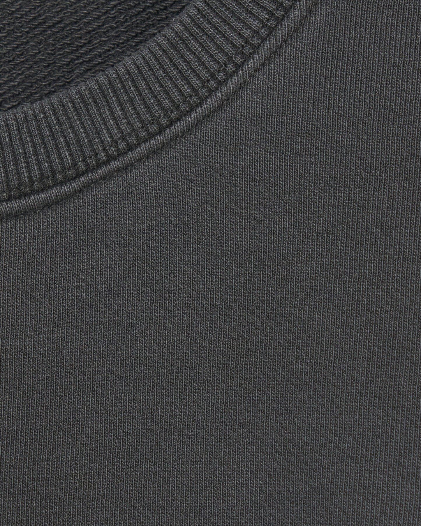 LOVE sparkle pullover Black【Delivery in March 2026】