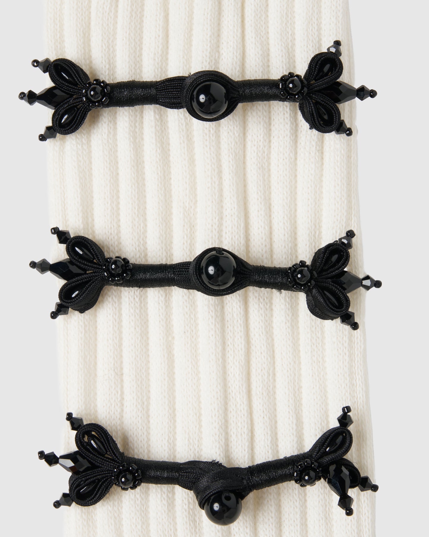 black bijou ribbon socks White【Delivery in July 2026】
