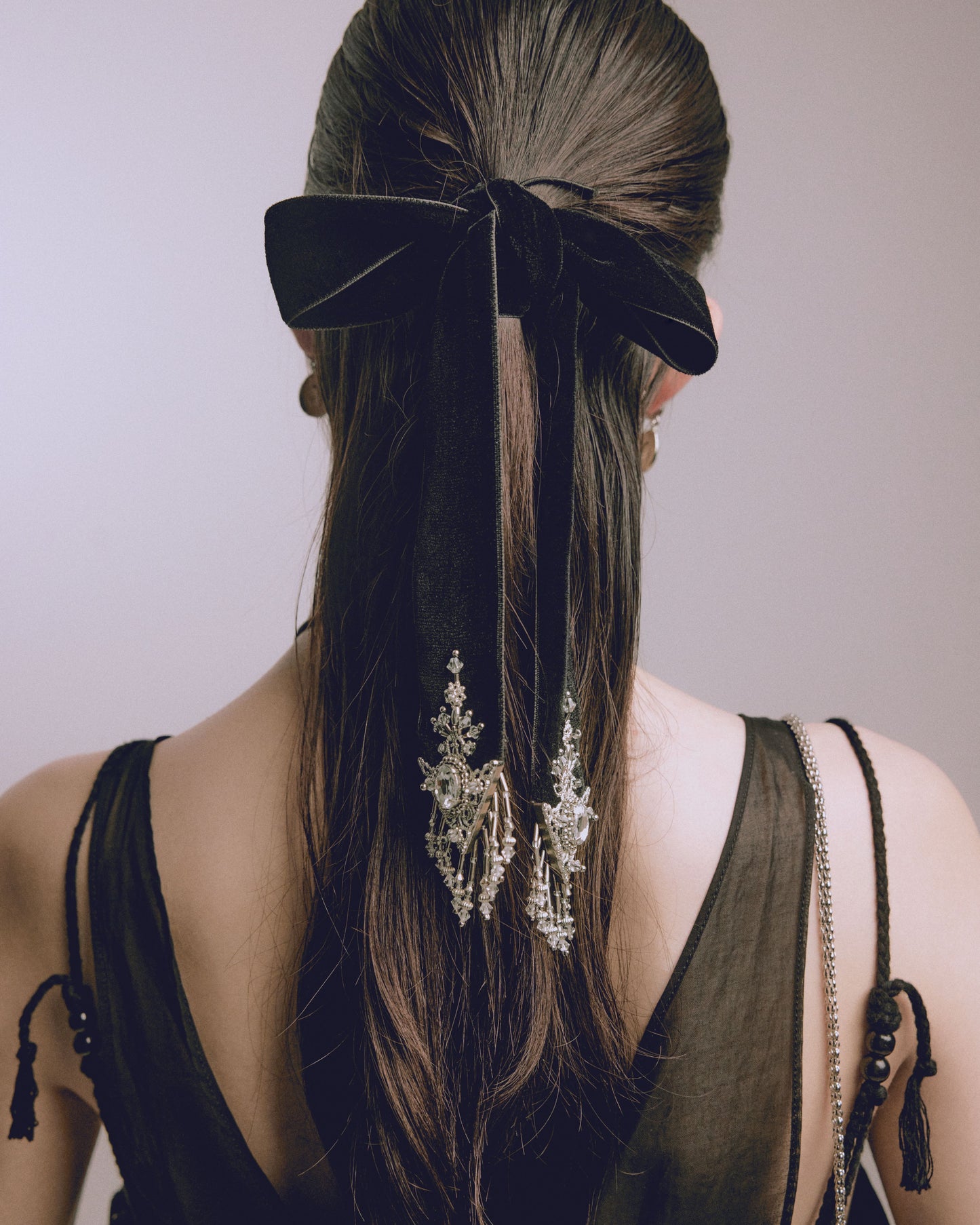 crystal silver tip velvet long ribbon Black【Delivery in November 2025】