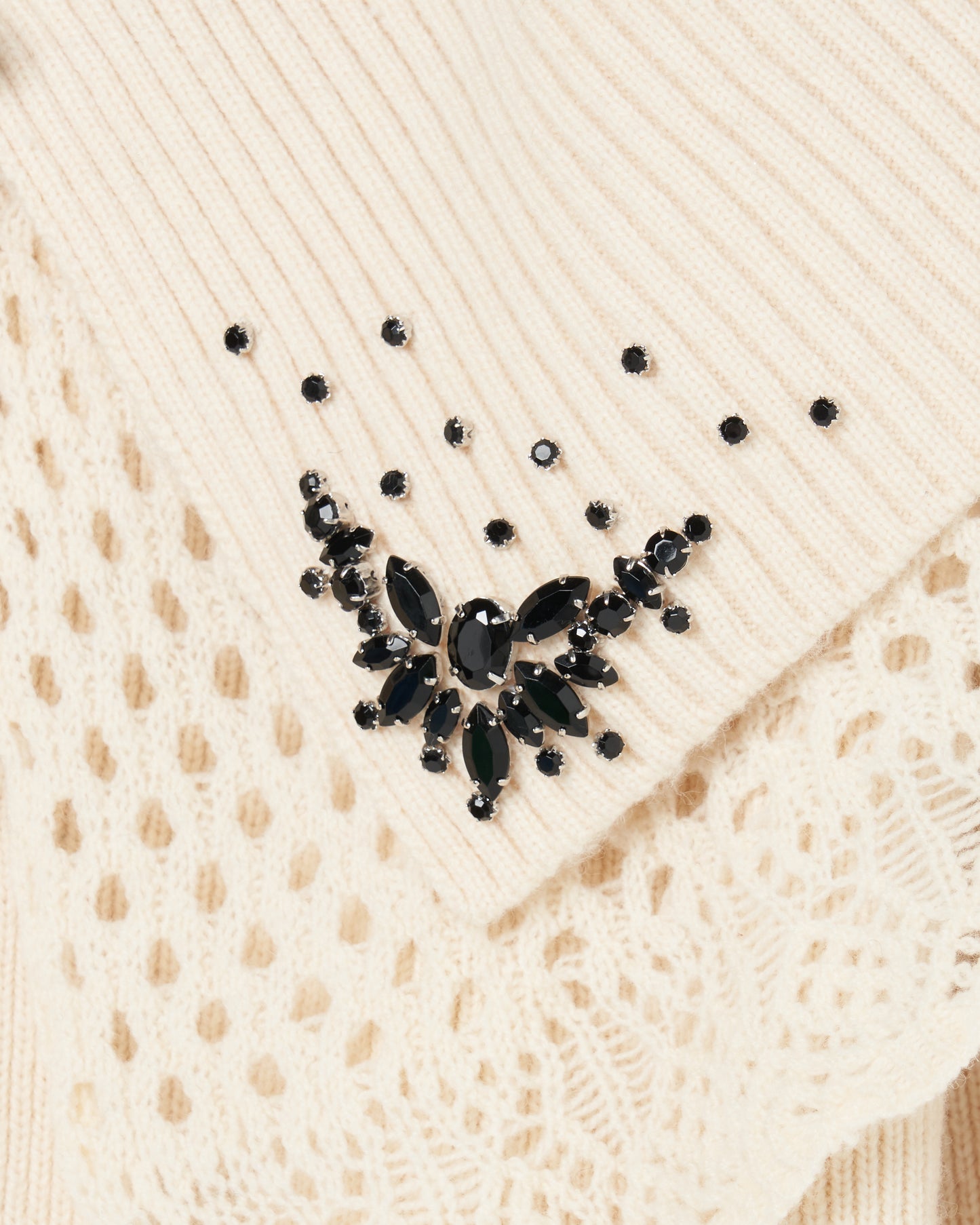 bijou tiara off-shoulder knit Ivory【Delivery in September 2025】