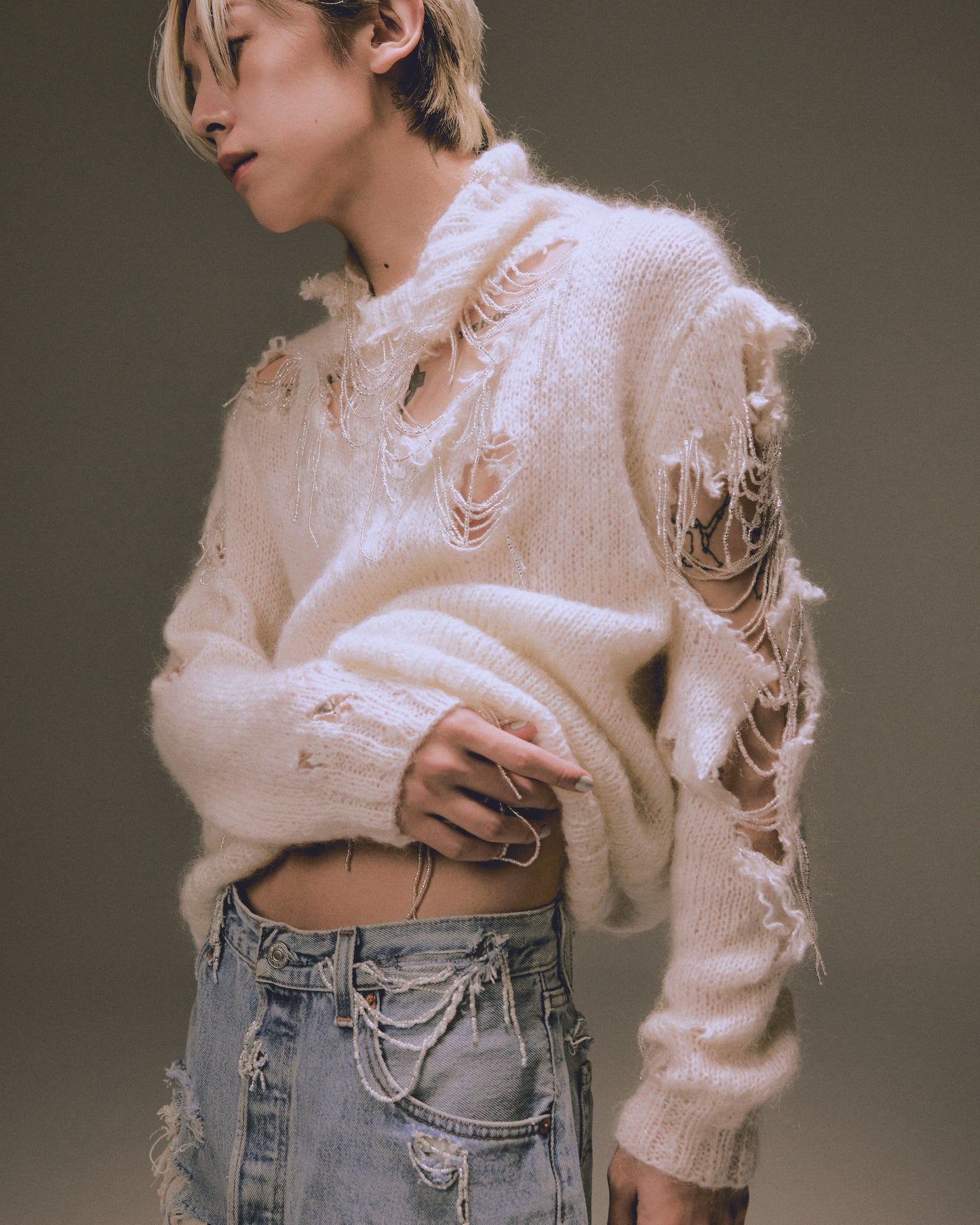 Shimmering damaged beads knit / Hard damaged【Delivery in February 2026】