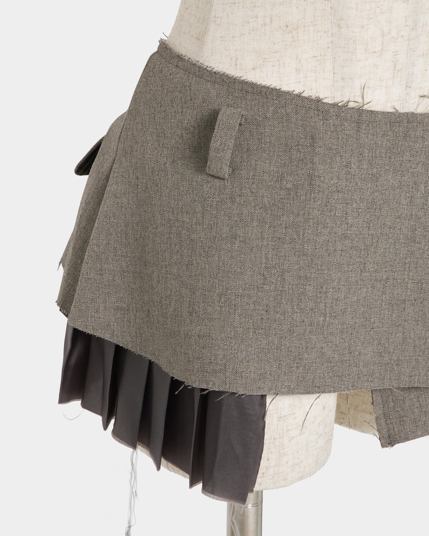 Pleated lining wrap skirt Greige【Delivery in January 2027】