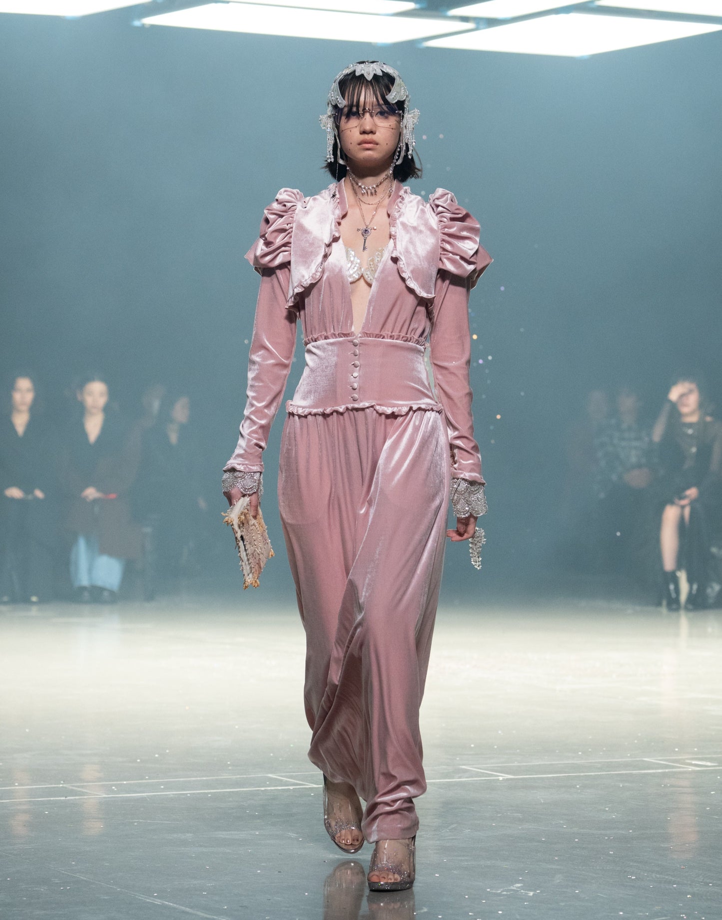 puff sleeve velour dress【Delivery in November 2025】