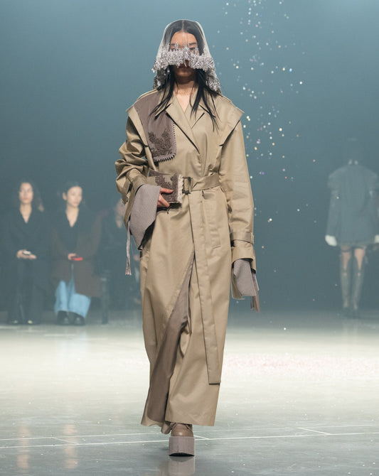 embroidery gunpatch trench coat【Delivery in February 2025】