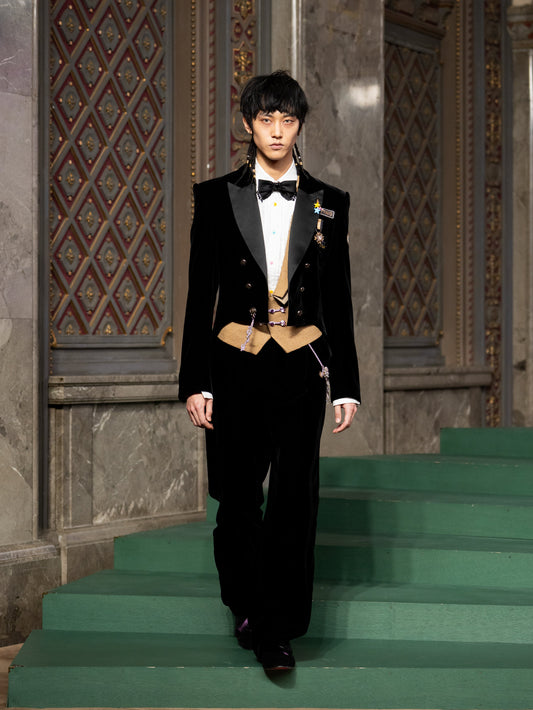 Hitting the star velvet jacket【Delivery in January 2027】