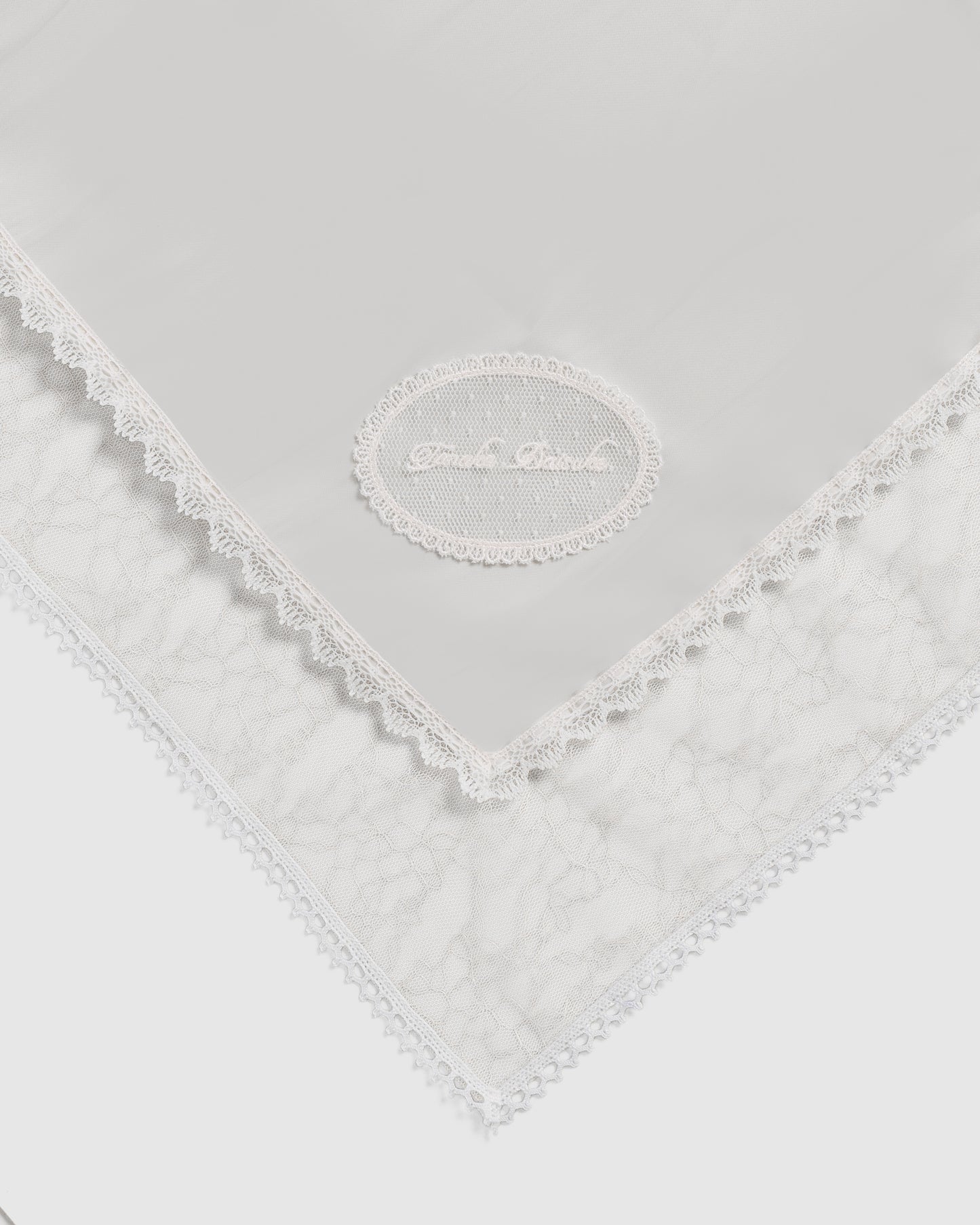 flower lace frame scarf White【Delivery in November 2025】