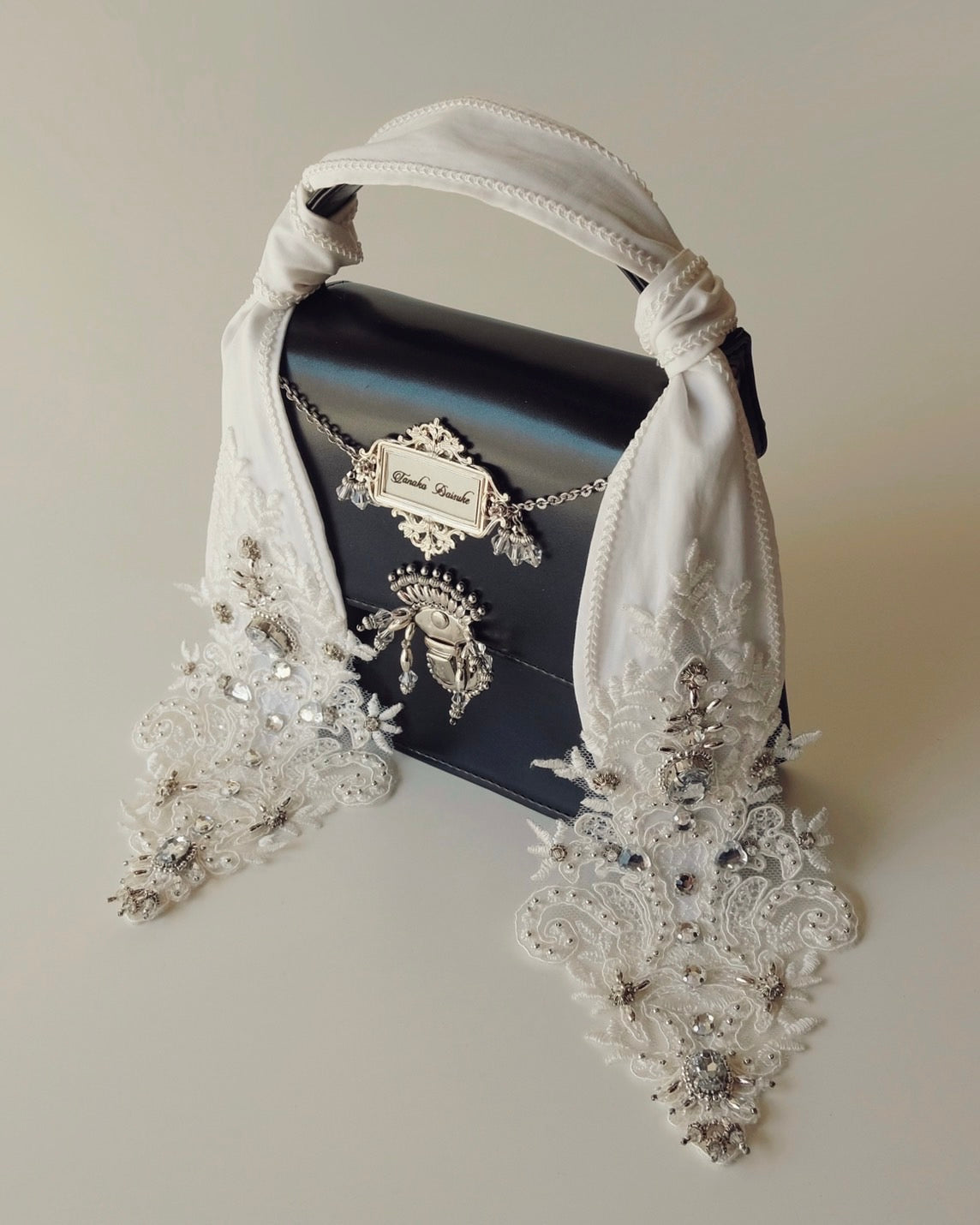 silver tag mini hand bag【Delivery in January 2026】