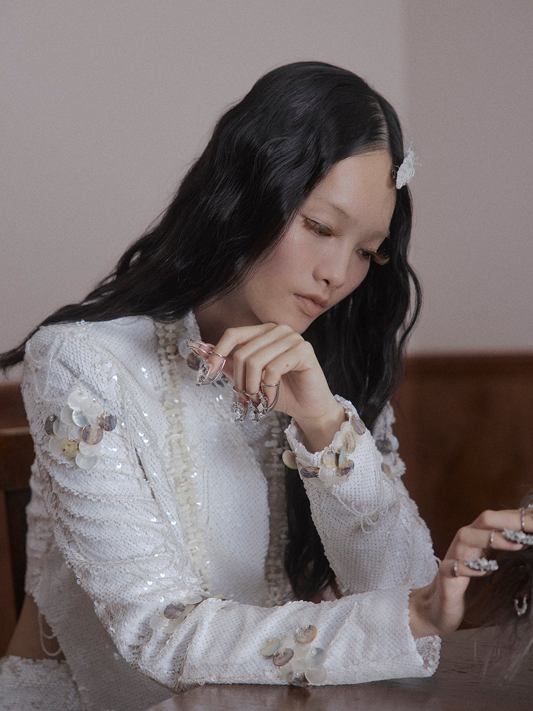 White coral long necklace【Delivery in March 2026】