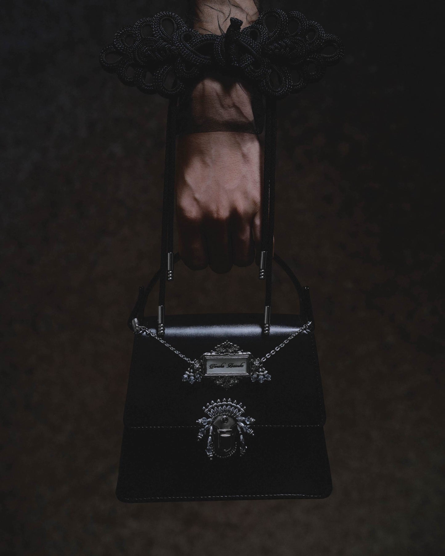 silver tag mini hand bag【Delivery in January 2026】