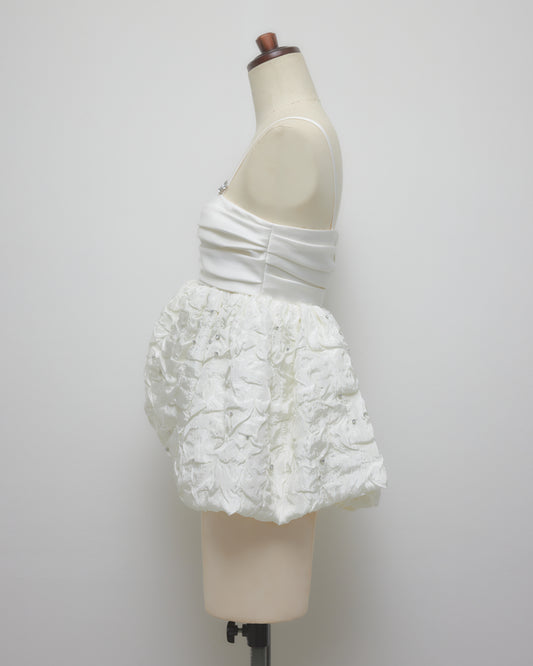 cloud bijou camisole tops White【Delivery in February 2027】