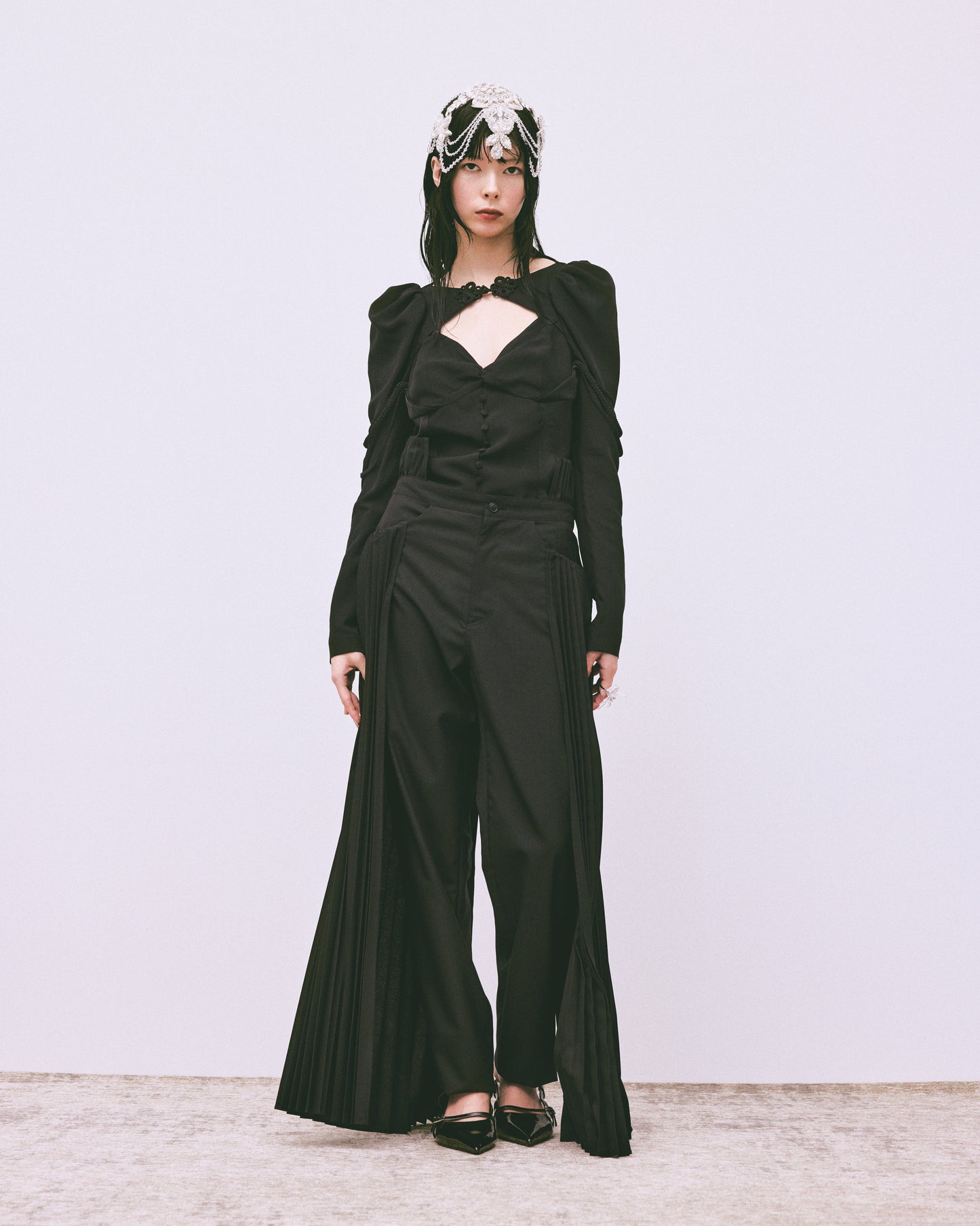 layered bra puff sleeve blouse Black【Delivery in July 2025】