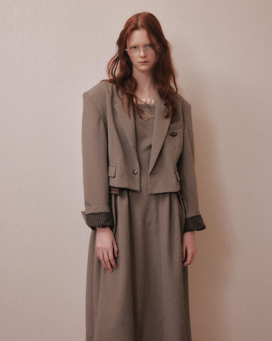 Stripe lining cropped jacket Greige【Delivery in January 2027】