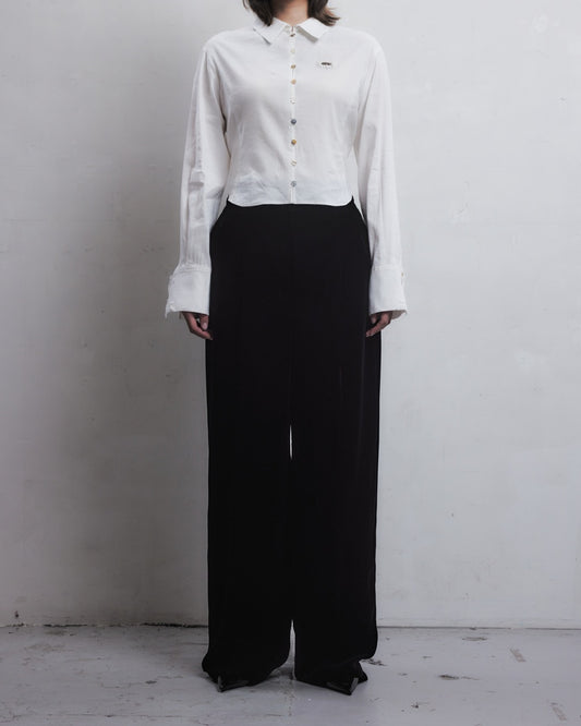 shell button cropped blouse White【Delivery in June 2026】