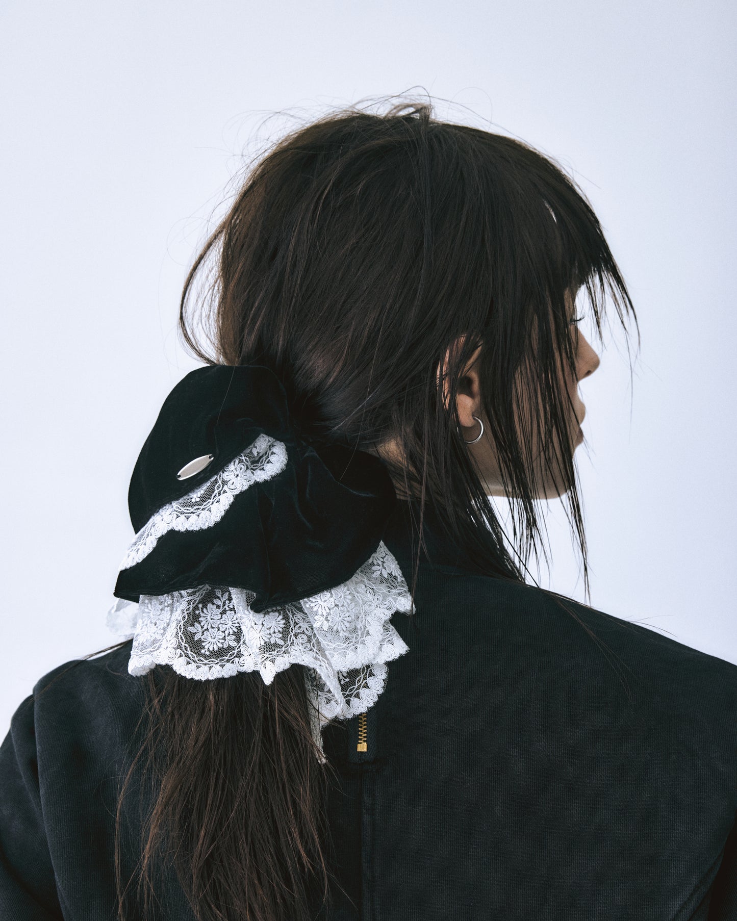 velour lace chou chou Black × White【stock】