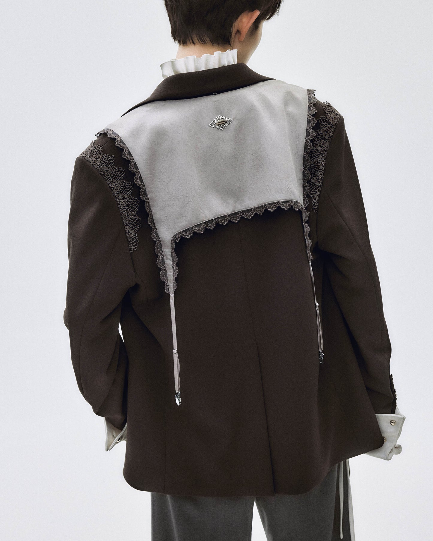 garter collar peaked lapel jacket Charcoal brown 【Delivery in December 2025】
