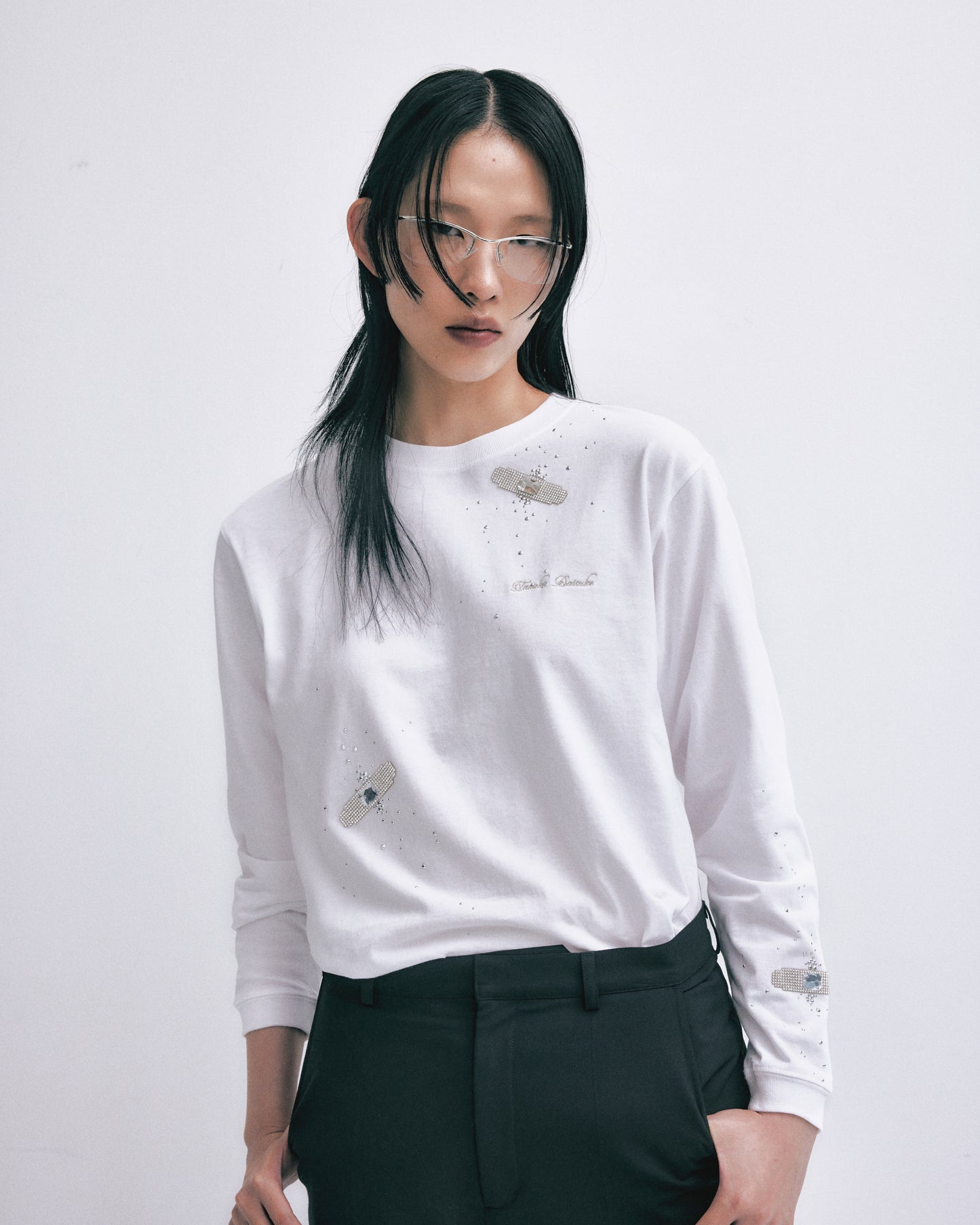 Bijou Aid long sleeve T-shirt White【stock】