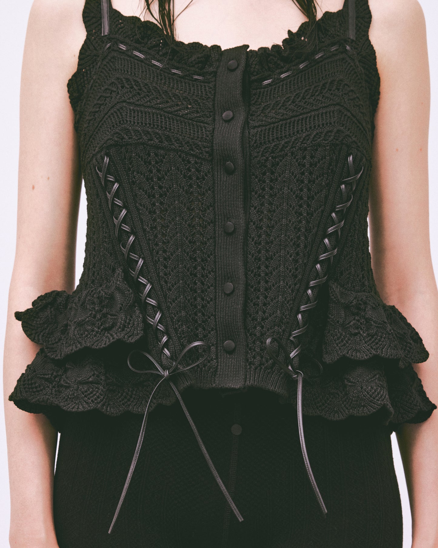 lace up ribbon knit camisole Black【stock】