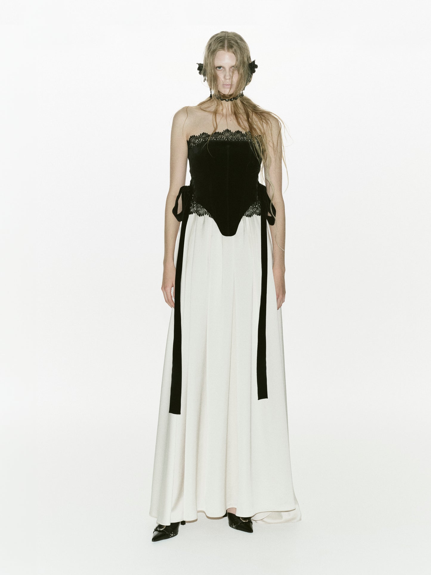 side ribbon corset velvet dress【Delivery in August 2025】