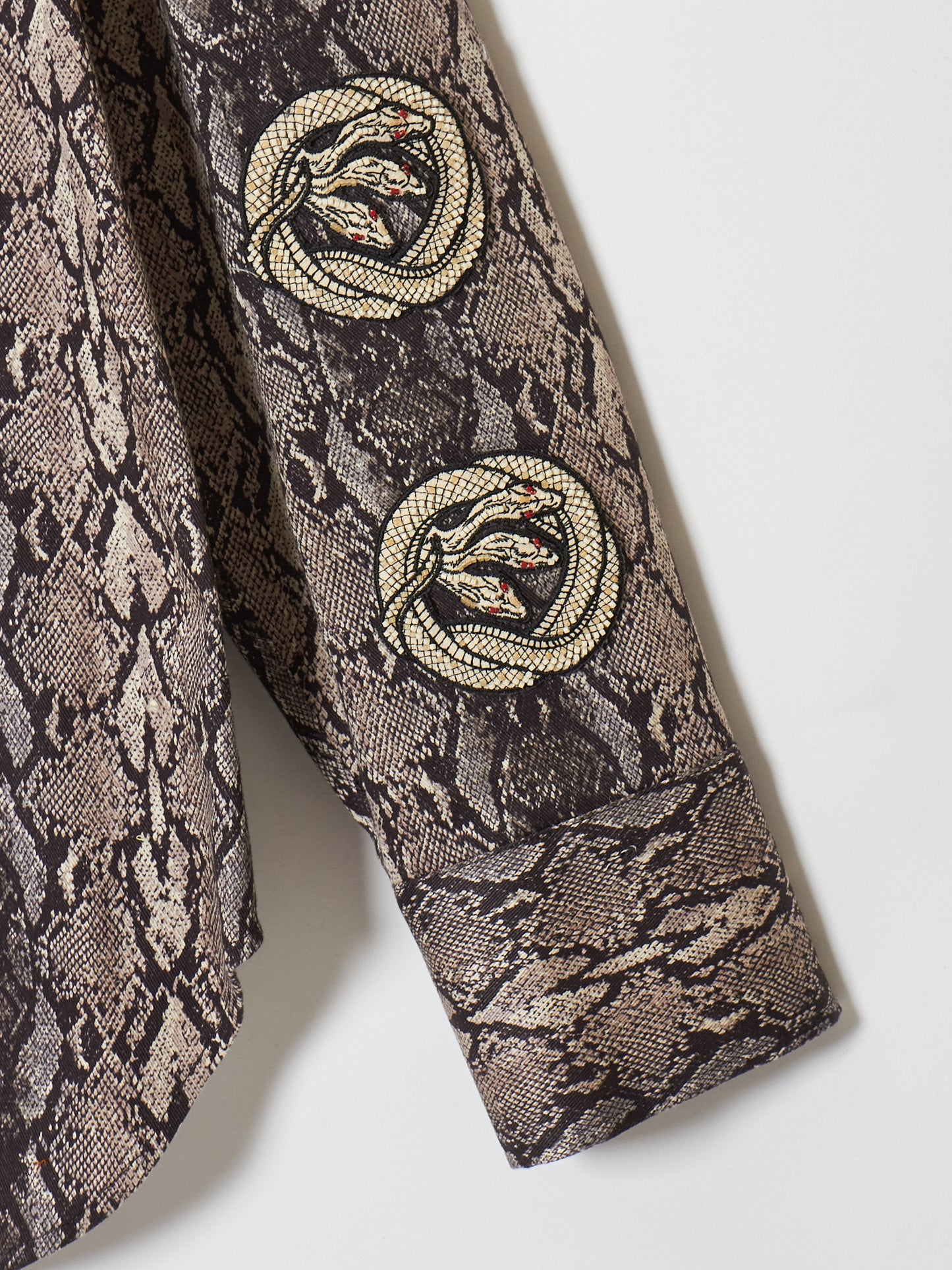 three headed snake shirt【Delivery in January 2023】