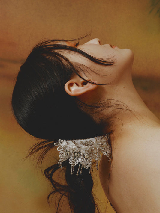 Snow bijou barrette White【Delivery in January 2027】