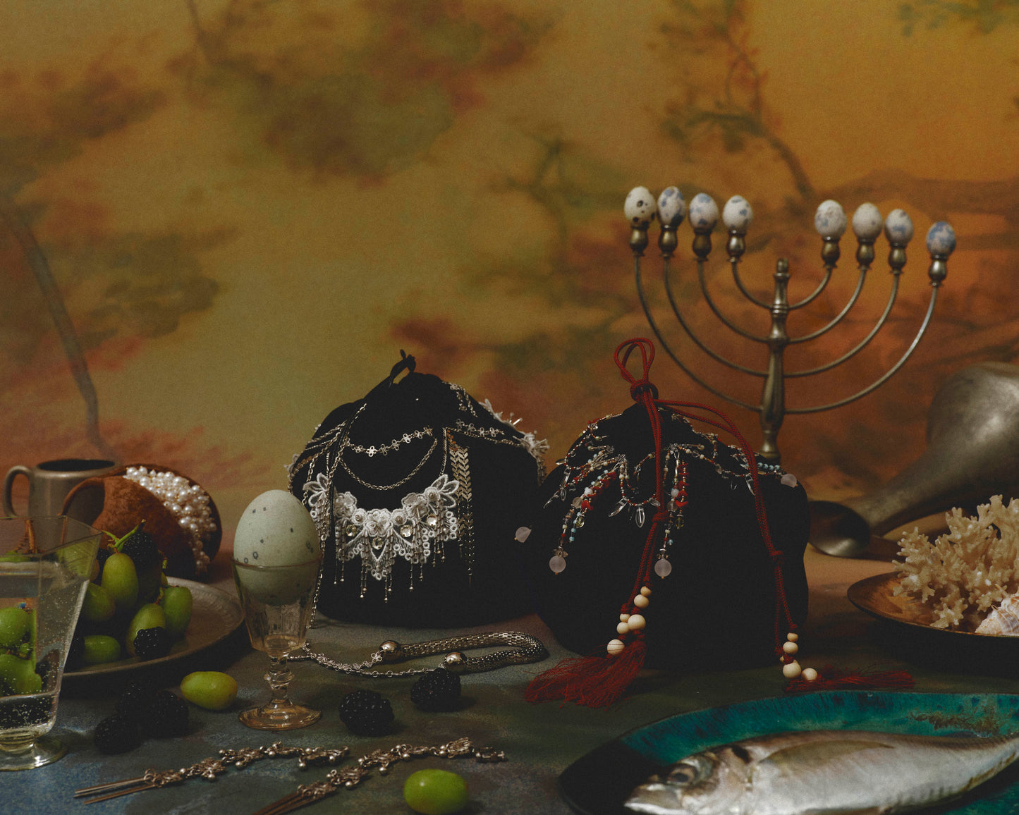 Snow bijou kinchaku bag【Delivery in June 2024】