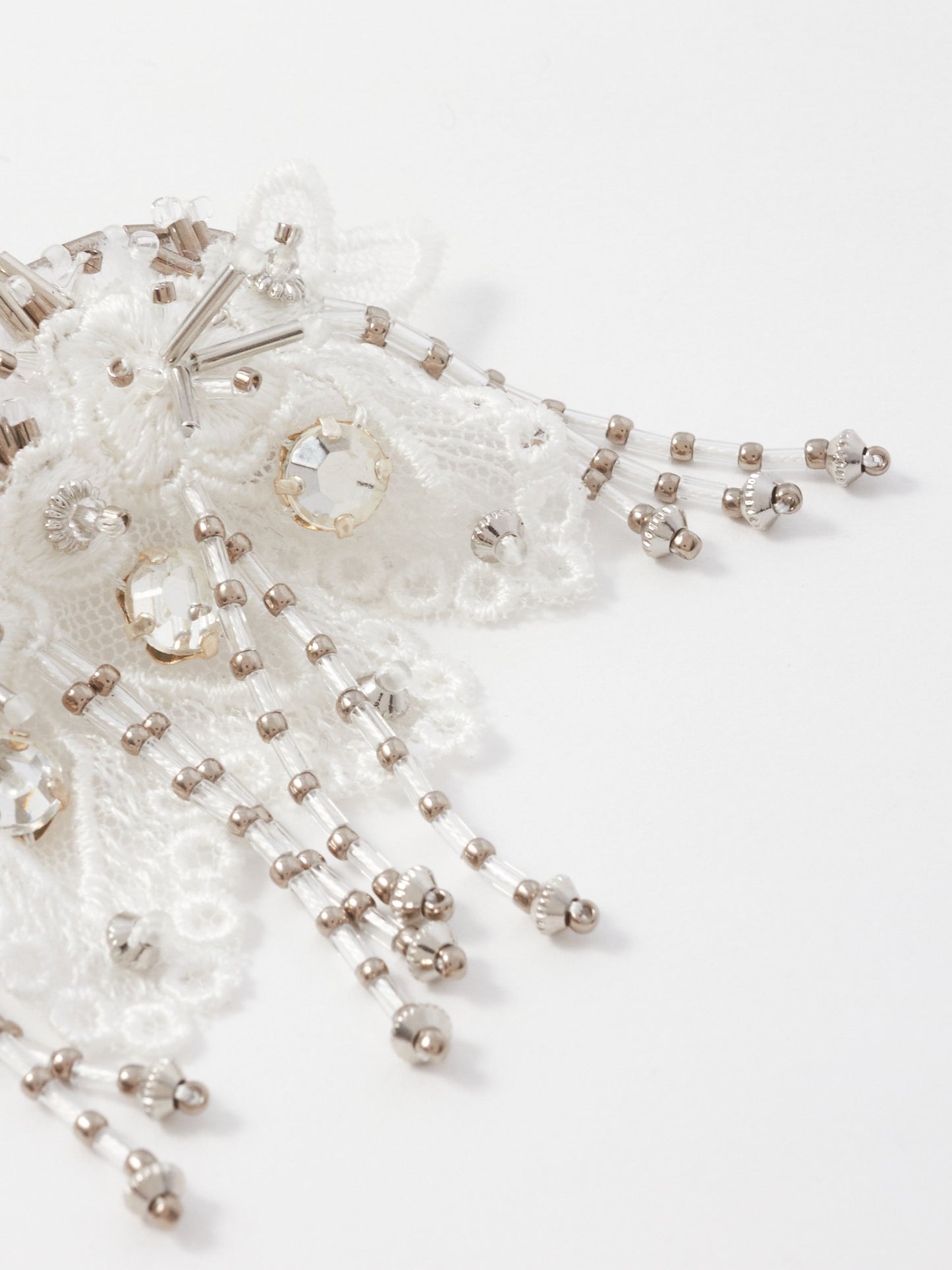 Snow bijou barrette【Delivery in January 2026】