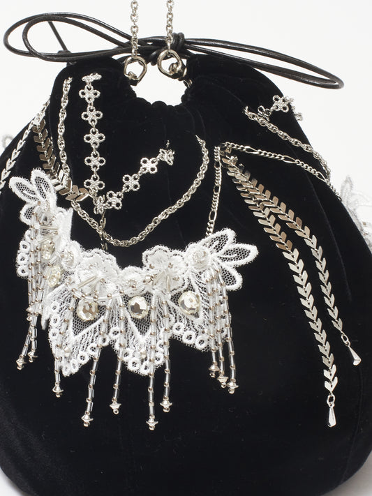 Snow bijou kinchaku bag【Delivery in June 2024】