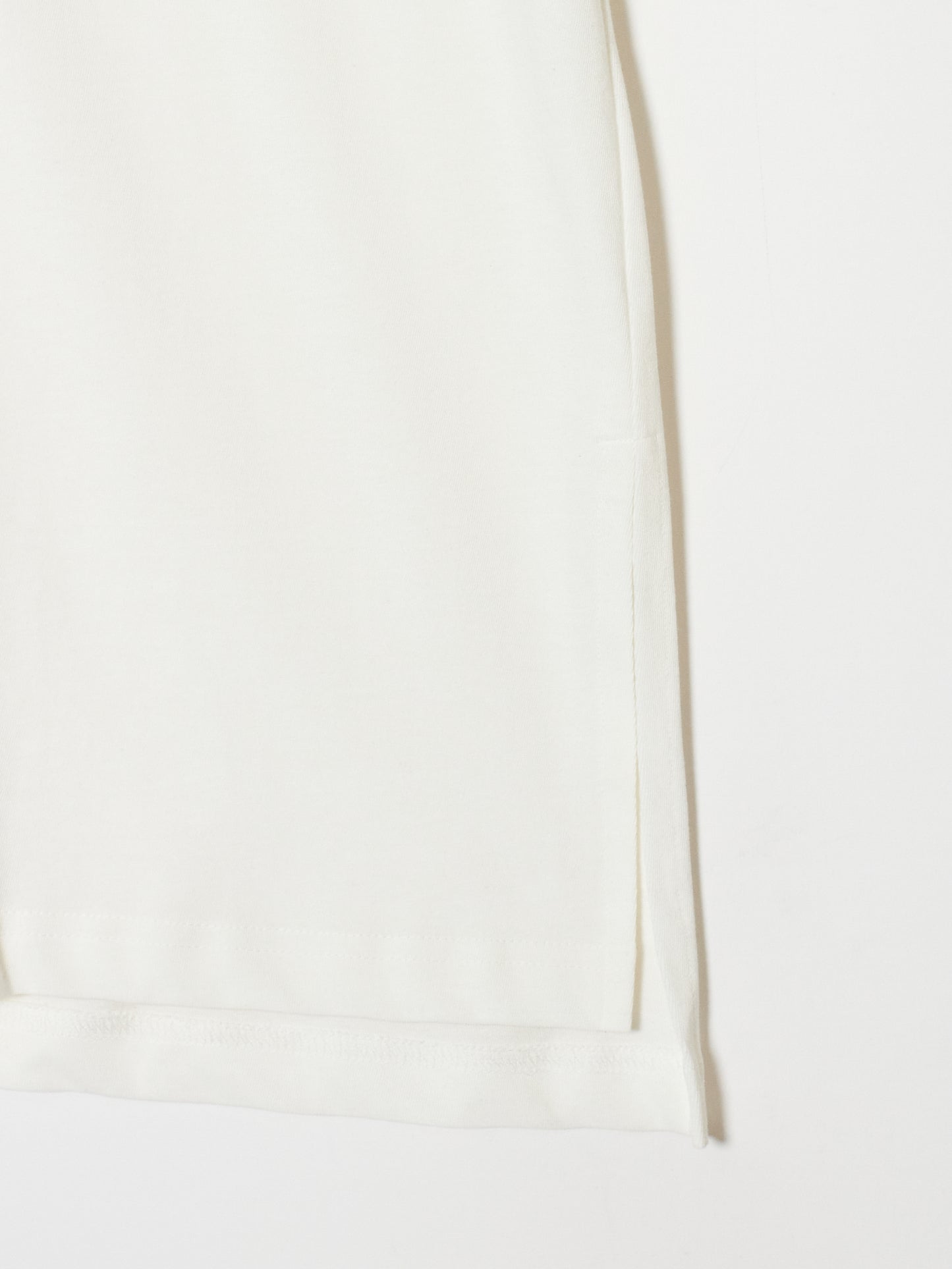 ribbon bijou T-shirt White【Delivery in January 2023】