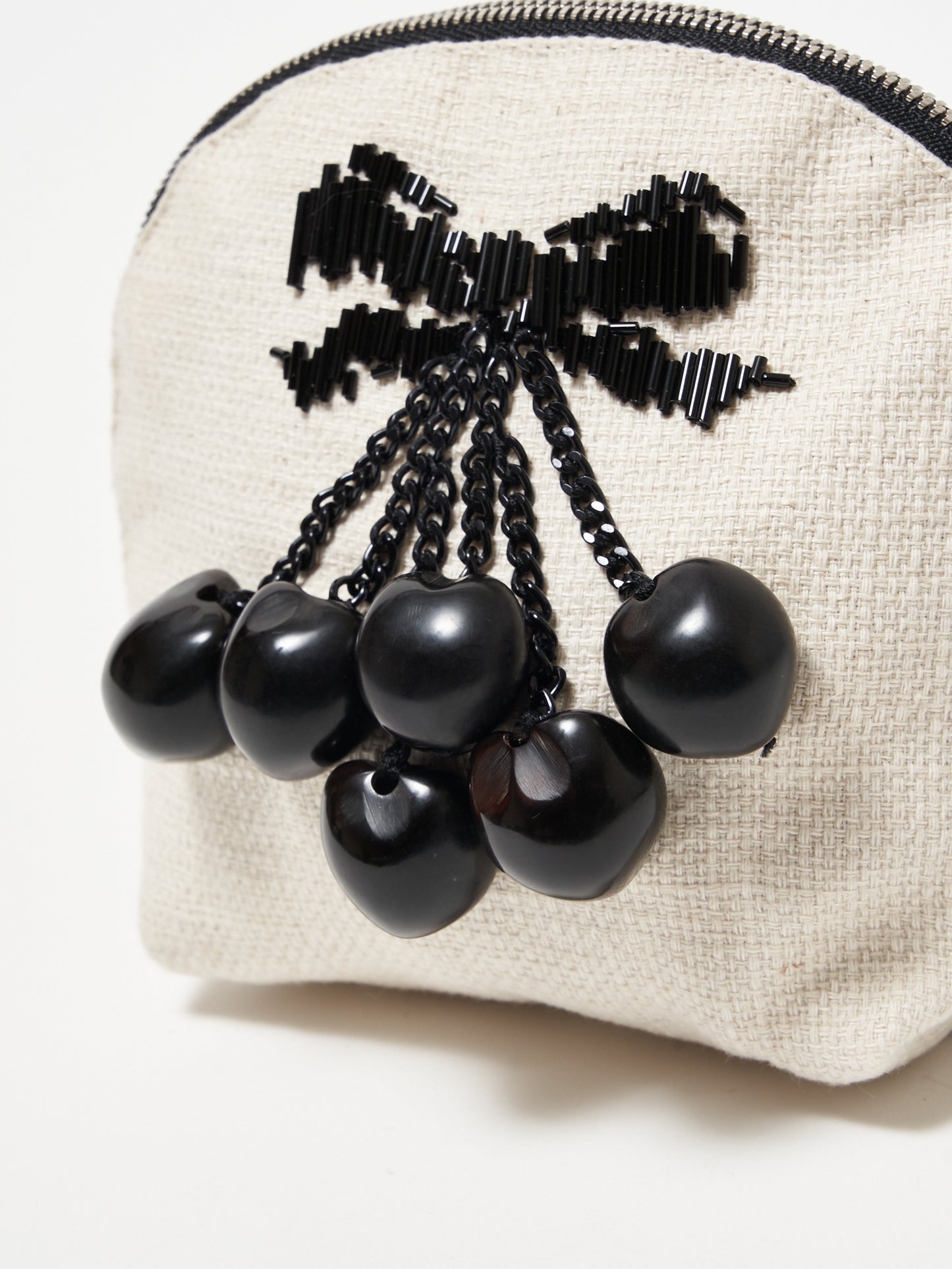 Cherry Pouch bag 【Delivery in April 2023】