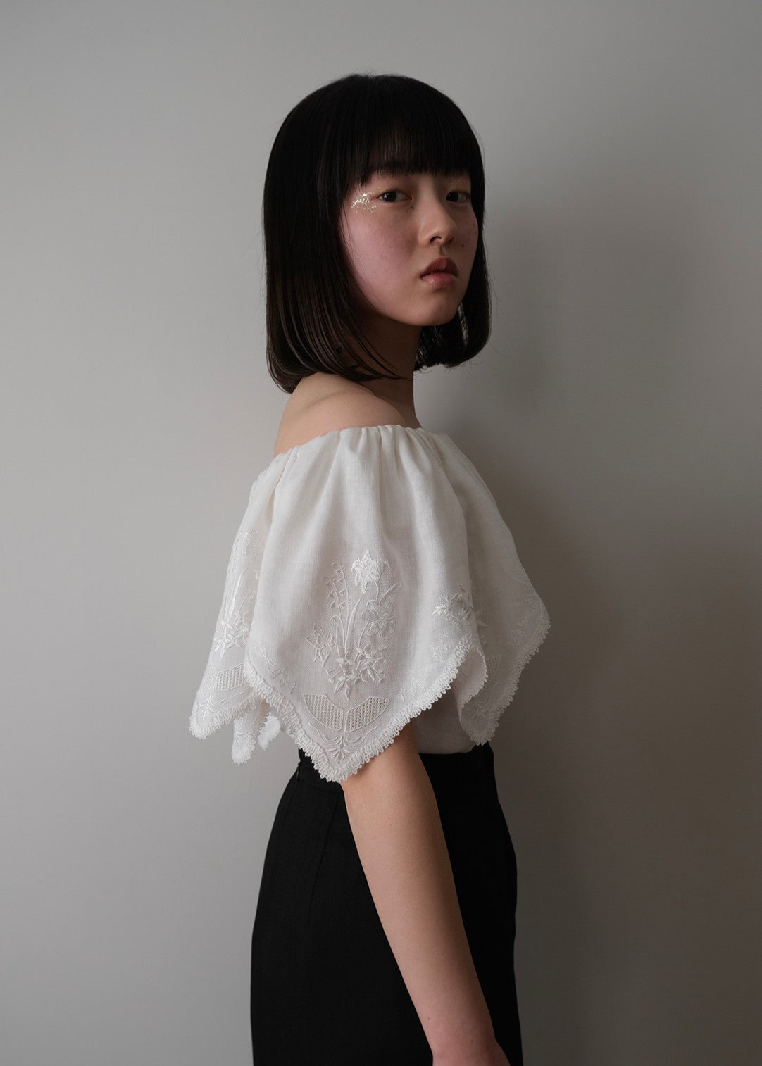 Handkerchief embroidery blouse