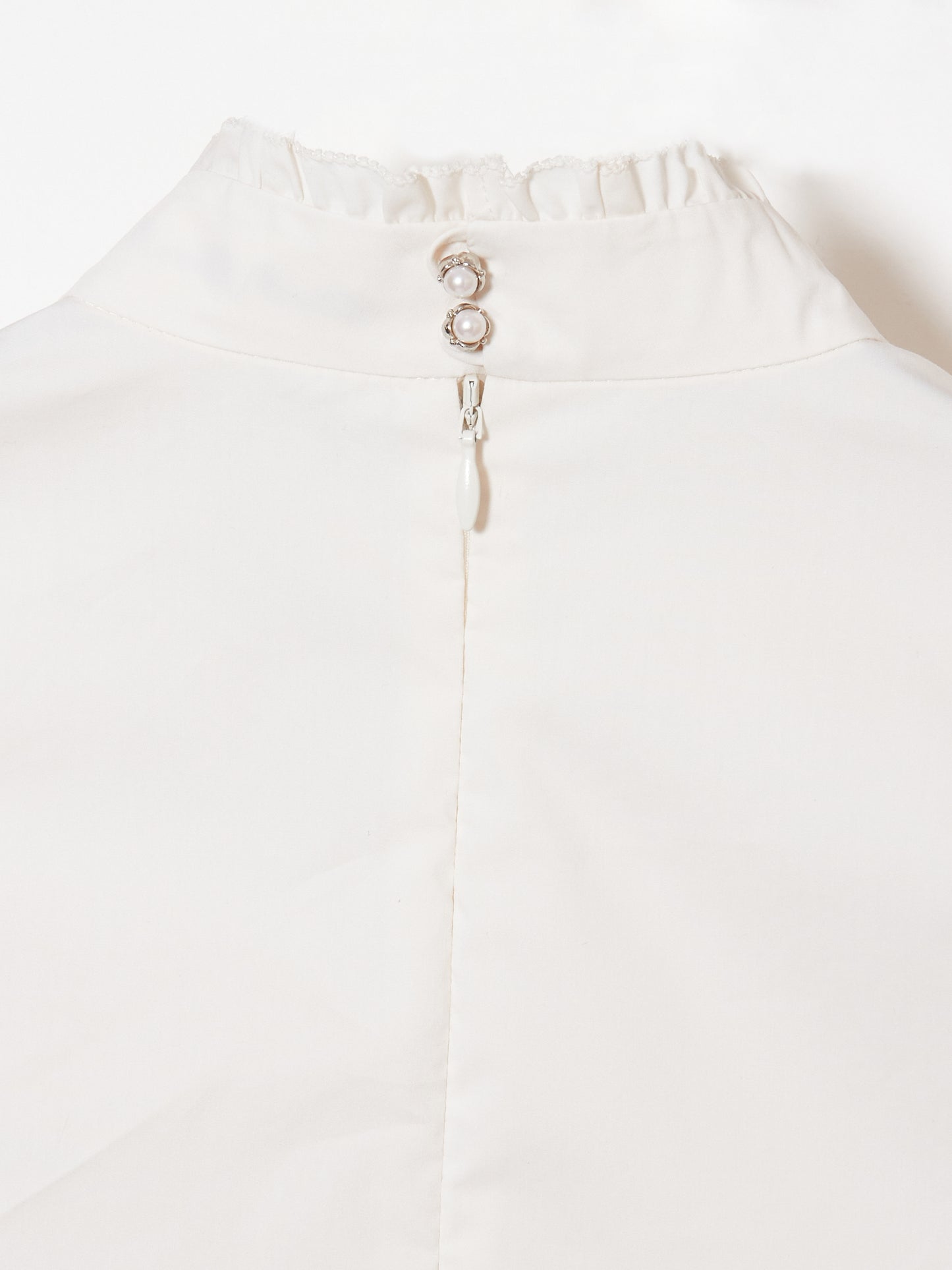 Puff sleeve blouse White