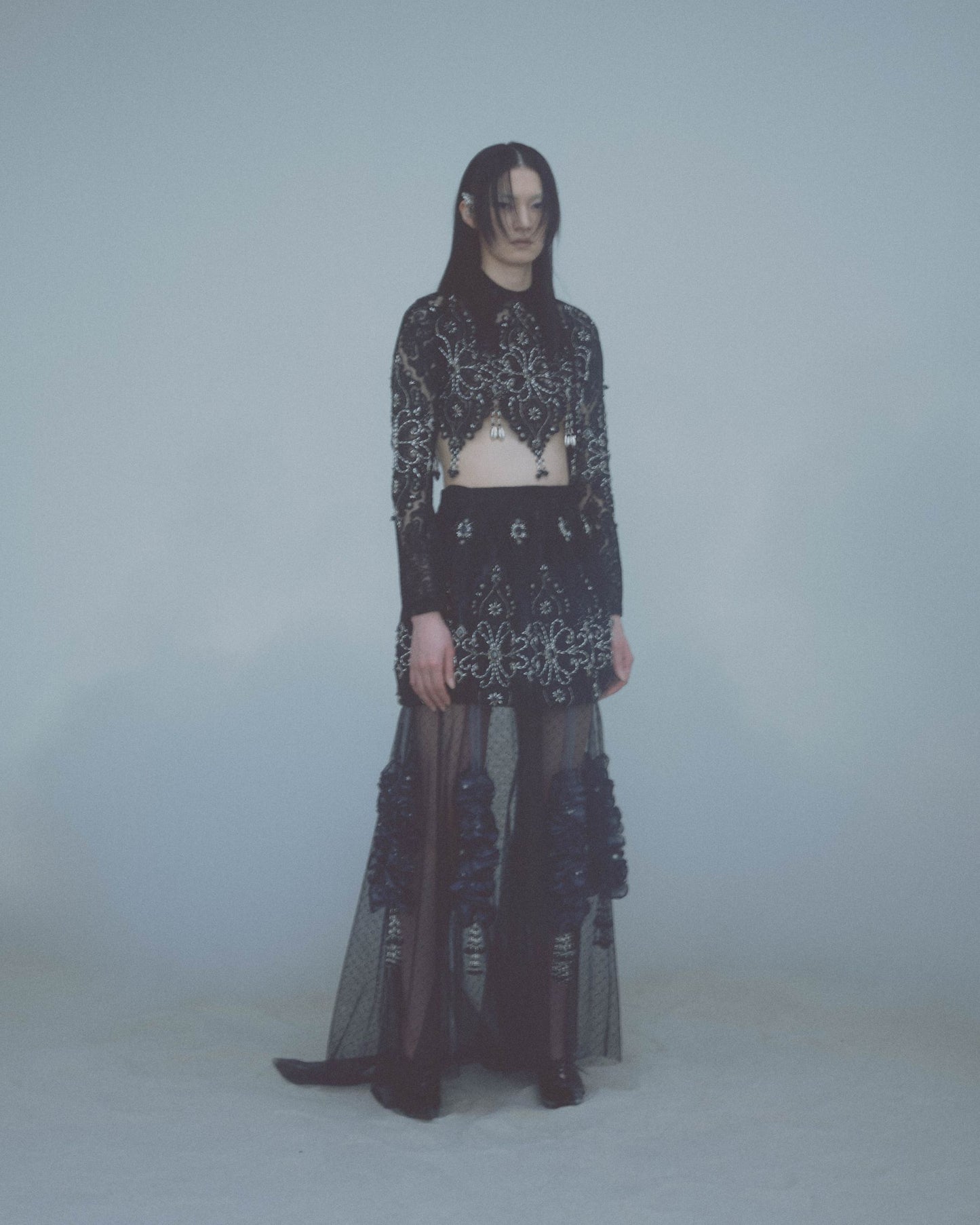 black lace bijou pullover【Delivery in March 2025】